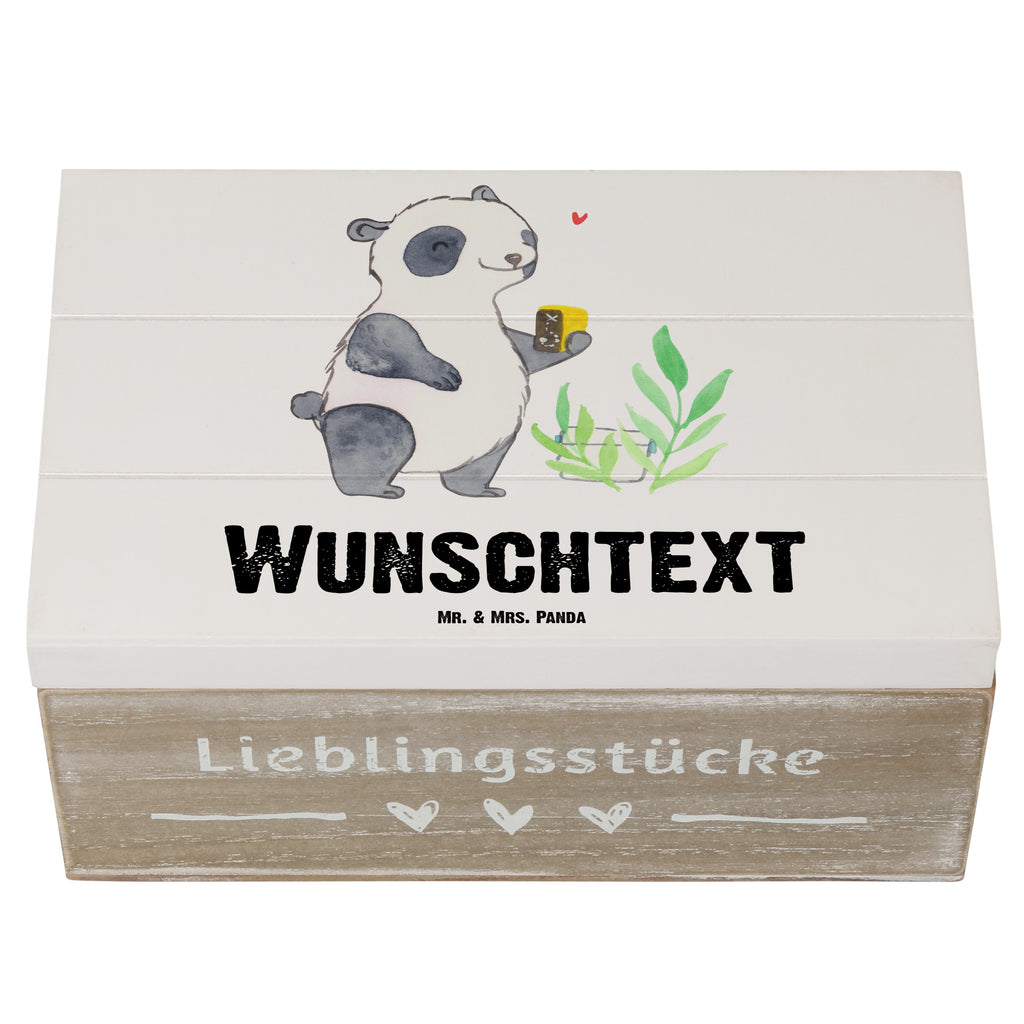 Personalisierte Holzkiste Panda Geocaching Holzkiste mit Namen, Kiste mit Namen, Schatzkiste mit Namen, Truhe mit Namen, Schatulle mit Namen, Erinnerungsbox mit Namen, Erinnerungskiste, mit Namen, Dekokiste mit Namen, Aufbewahrungsbox mit Namen, Holzkiste Personalisiert, Kiste Personalisiert, Schatzkiste Personalisiert, Truhe Personalisiert, Schatulle Personalisiert, Erinnerungsbox Personalisiert, Erinnerungskiste Personalisiert, Dekokiste Personalisiert, Aufbewahrungsbox Personalisiert, Geschenkbox personalisiert, GEschenkdose personalisiert, Geschenk, Sport, Sportart, Hobby, Schenken, Danke, Dankeschön, Auszeichnung, Gewinn, Sportler, Geocaching, Schatzsuchen, GPS Schnitzeljagd, Opencaching