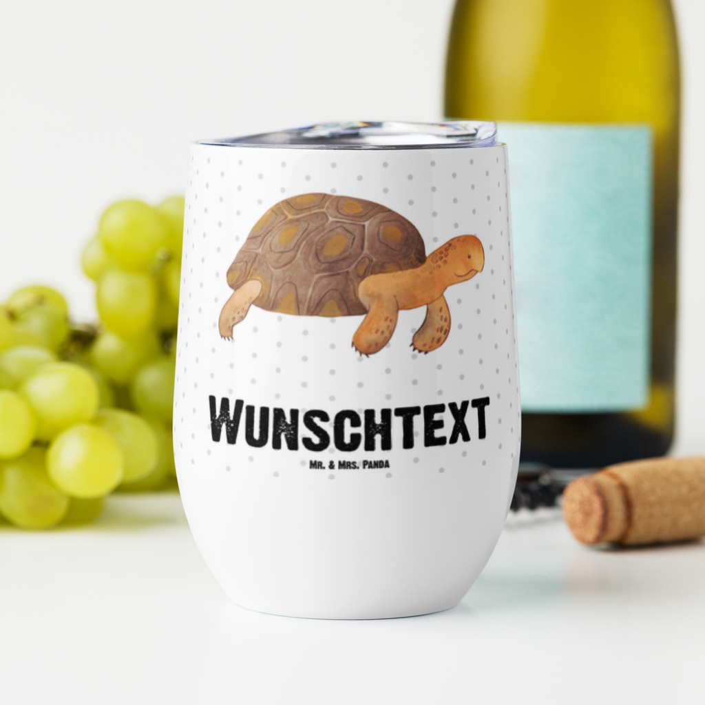 Personalisierter Weinbecher Schildkröte marschiert Personalisierter Weinbecher, Personalisierter Glühwein Becher, Heißgetränke, Personalisierter Trinkbecher, Personalisierter Weinkelch, Personalisiertes Weingläser, hochwertiger Weinbecher, Weinbecher Reisen, Weinbecher unterwegs, Personalisertes Sommerglas, mit Namen, Wunschtext, Personalisierung, selbst bedrucken, Personalisiertes Weinglas, Meerestiere, Meer, Urlaub, Schildkröte, Schildkröten, get lost, Abenteuer, Reiselust, Inspiration, Neustart, Motivation, Lieblingsmensch