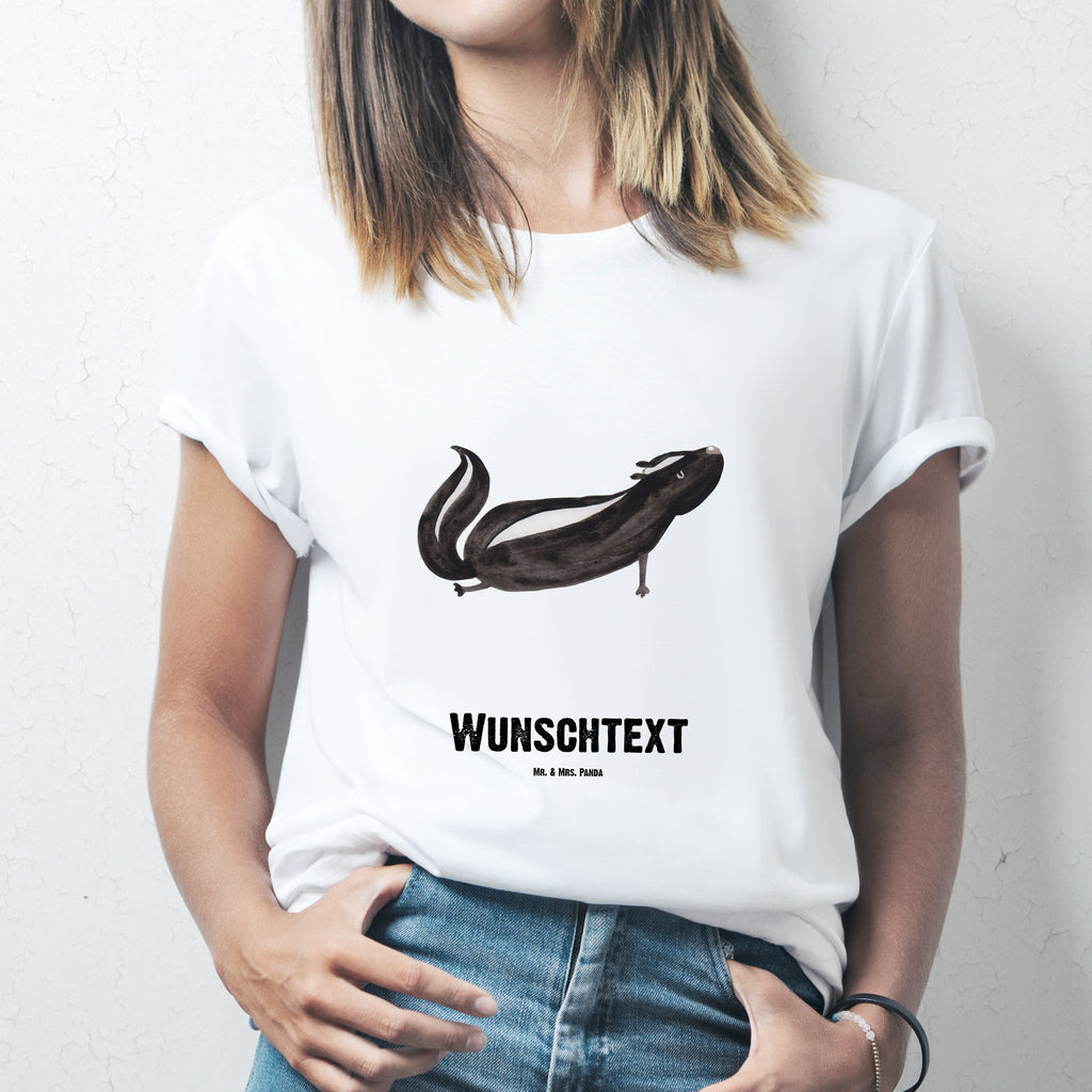 Personalisiertes T-Shirt Stinktier Yoga T-Shirt Personalisiert, T-Shirt mit Namen, T-Shirt mit Aufruck, Männer, Frauen, Wunschtext, Bedrucken, Stinktier, Skunk, Wildtier, Raubtier, Stinker, Stinki, Yoga, Namaste, Lebe, Liebe, Lache