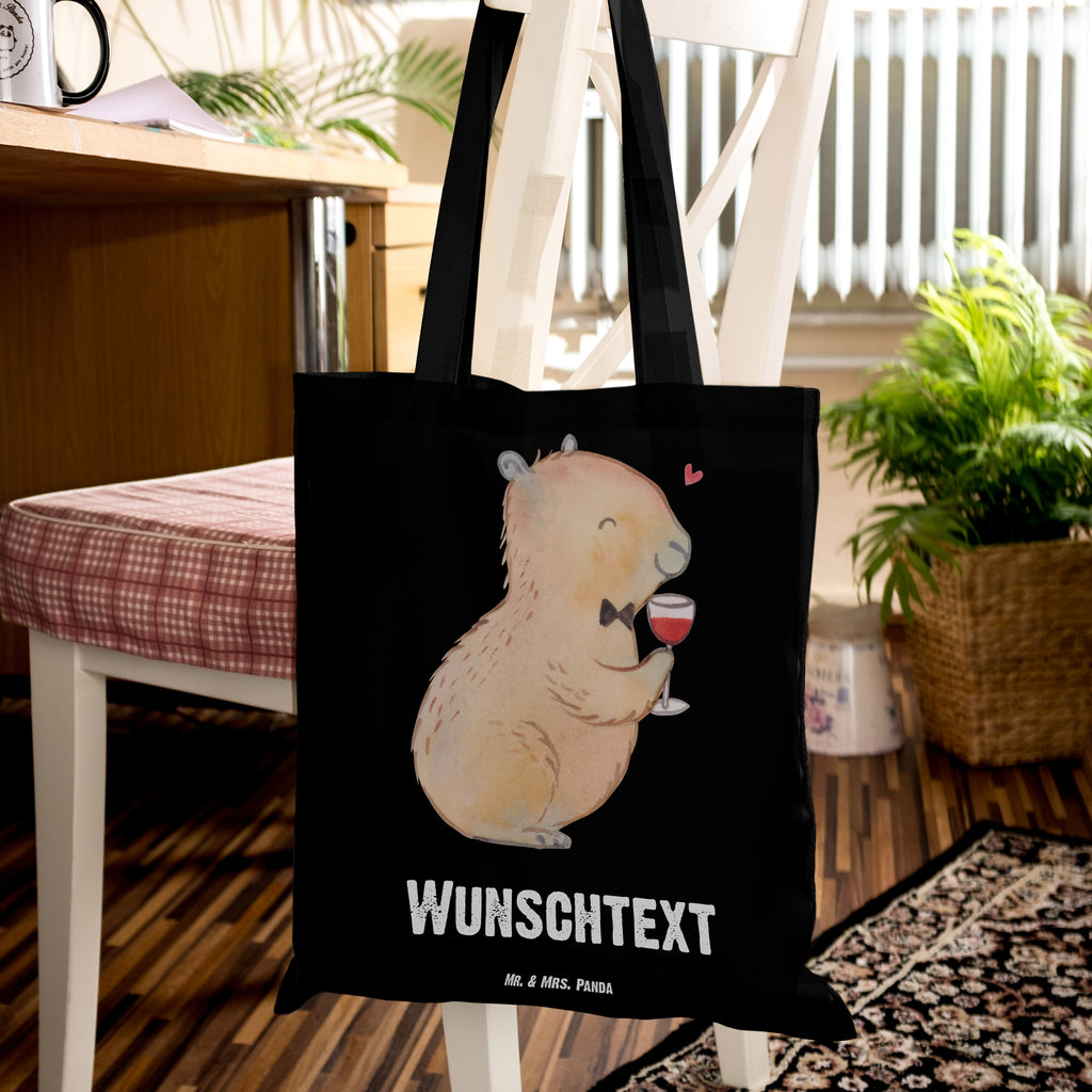 Personalisierte Tragetasche Capybara Wein Personalisierte Beuteltasche, Personalisierter Beutel, Personalisierte Einkaufstasche, Personalisierter Jutebeutel, Personalisierter Stoffbeutel, Tragetasche mit Namen, Einkaufstasche mit Namen, Stoffbeutel mit Namen, Personalisierte Tasche, Personalisierte Jutetasche, Personalisierte Kindergartentasche, Tiermotive, Gute Laune, lustige Sprüche, Tiere, Capybara Weinflasche, Weinliebhaber Geschenk, Capybara Zeichnung, Adrette Tiere, Panda Handzeichnung, Weintrinkendes Nagetier, Capybara Kunstwerk, Geschenk für Weinkenner, Stilvolles Capybara, Heiterer Capybara, Liebe zum Wein Spruch, Wein Spaßbild, Handgezeichnetes Capybara