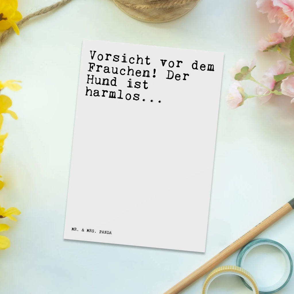 Postkarte Sprüche und Zitate Vorsicht vor dem Frauchen! Der Hund ist harmlos... Postkarte, Karte, Geschenkkarte, Grußkarte, Einladung, Ansichtskarte, Geburtstagskarte, Einladungskarte, Dankeskarte, Ansichtskarten, Einladung Geburtstag, Einladungskarten Geburtstag, Spruch, Sprüche, lustige Sprüche, Weisheiten, Zitate, Spruch Geschenke, Spruch Sprüche Weisheiten Zitate Lustig Weisheit Worte