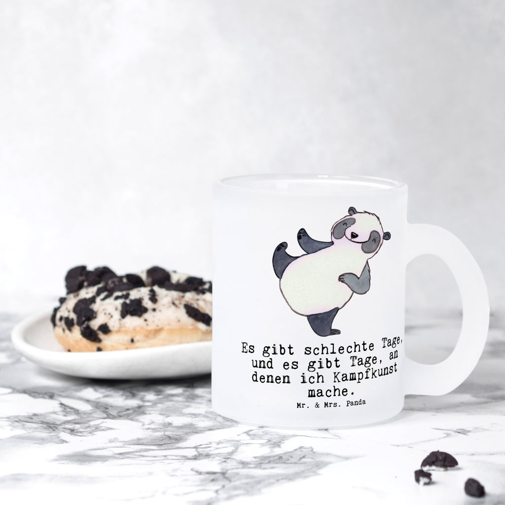 Teetasse Panda Kampfkunst Teetasse, Teeglas, Teebecher, Tasse mit Henkel, Tasse, Glas Teetasse, Teetasse aus Glas, Geschenk, Sport, Sportart, Hobby, Schenken, Danke, Dankeschön, Auszeichnung, Gewinn, Sportler, Kampfkunst, Kampfsportarten, Selbstverteidigung