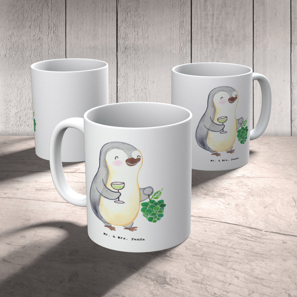 Tasse Weinhändler mit Herz Tasse, Kaffeetasse, Teetasse, Becher, Kaffeebecher, Teebecher, Keramiktasse, Porzellantasse, Büro Tasse, Geschenk Tasse, Tasse Sprüche, Tasse Motive, Kaffeetassen, Tasse bedrucken, Designer Tasse, Cappuccino Tassen, Schöne Teetassen, Beruf, Ausbildung, Jubiläum, Abschied, Rente, Kollege, Kollegin, Geschenk, Schenken, Arbeitskollege, Mitarbeiter, Firma, Danke, Dankeschön