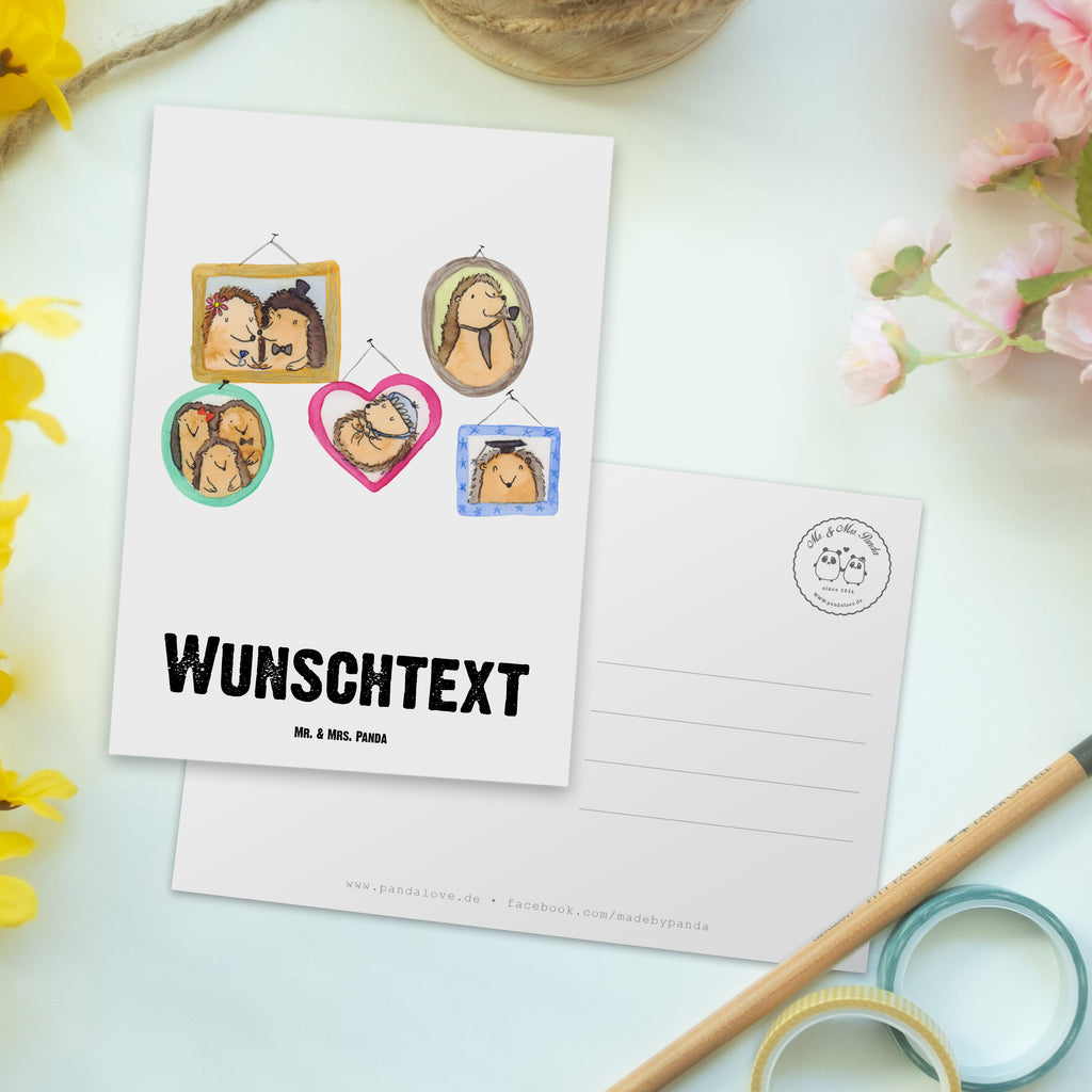 Personalisierte Postkarte Igel Familie Postkarte mit Namen, Postkarte bedrucken, Postkarte mit Wunschtext, Postkarte personalisierbar, Geschenkkarte mit Namen, Grußkarte mit Namen, Karte mit Namen, Einladung mit Namen, Ansichtskarte mit Namen, Geschenkkarte mit Wunschtext, Grußkarte mit Wunschtext, Karte mit Wunschtext, Einladung mit Wunschtext, Ansichtskarte mit Wunschtext, Familie, Vatertag, Muttertag, Bruder, Schwester, Mama, Papa, Oma, Opa, Liebe, Igel, Bilder, Zusammenhalt, Glück