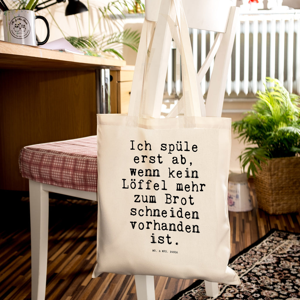 Tragetasche Sprüche und Zitate Ich spüle erst ab, wenn kein Löffel mehr zum Brot schneiden vorhanden ist. Beuteltasche, Beutel, Einkaufstasche, Jutebeutel, Stoffbeutel, Tasche, Shopper, Umhängetasche, Strandtasche, Schultertasche, Stofftasche, Tragetasche, Badetasche, Jutetasche, Einkaufstüte, Laptoptasche, Spruch, Sprüche, lustige Sprüche, Weisheiten, Zitate, Spruch Geschenke, Spruch Sprüche Weisheiten Zitate Lustig Weisheit Worte