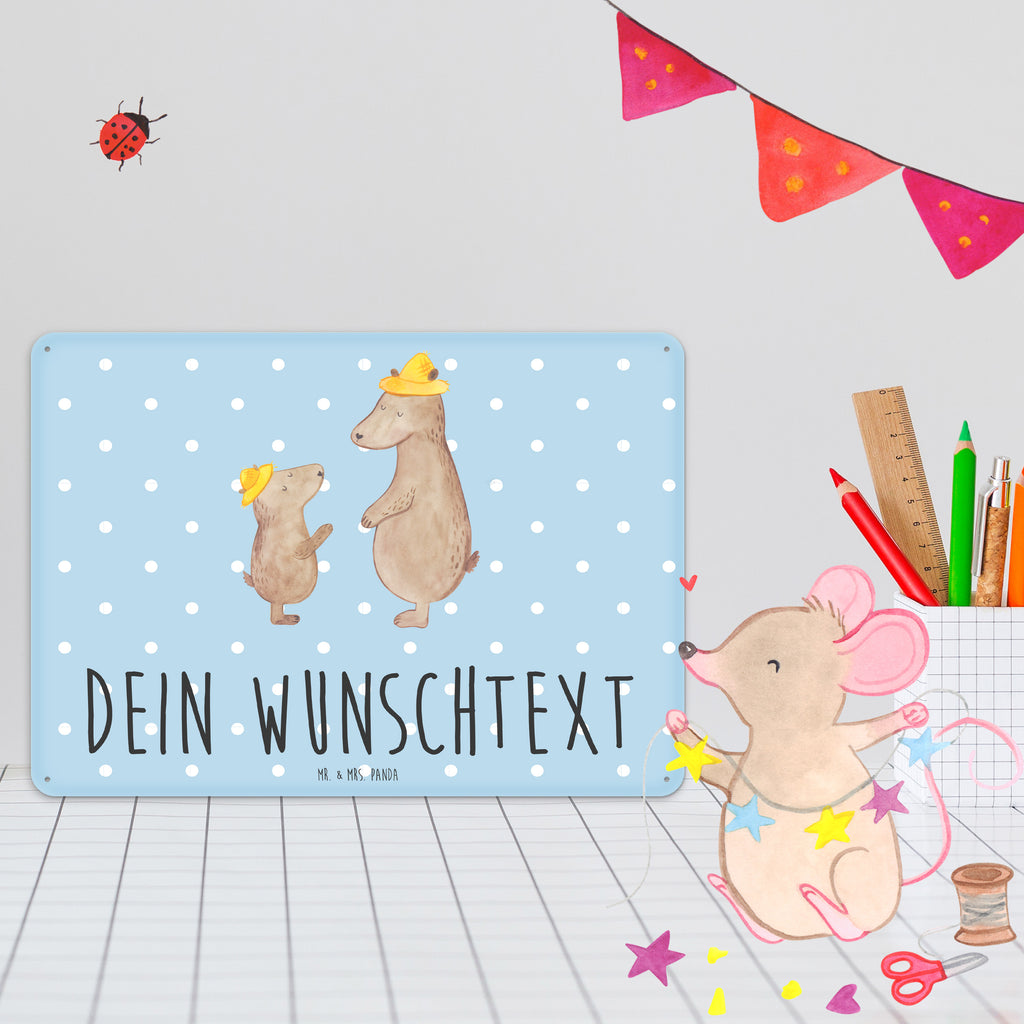 Personalisiertes Blechschild Bären mit Hut Blechschild, Metallschild, Geschenk Schild, Schild, Magnet-Metall-Schild, Deko Schild, Wandschild, Wand-Dekoration, Türschild, Familie, Vatertag, Muttertag, Bruder, Schwester, Mama, Papa, Oma, Opa, Bär, Bären, Vater, Papi, Paps, Dad, Daddy, Lieblingsmensch, Sohn, Söhne, Kind, Kinder, Vater-Sohn, Family, Vorbild