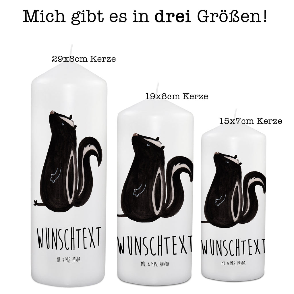 Personalisierte Kerze Stinktier sitzend Kerze, Taufkerze, Kommunionskerze, Geburtstagskerze, Geschenk Kerze, Taufgeschenk Kerze, Kerze mit Druck, Besondere Kerze, Geschenkidee Kerze, Kerze für Kommunion, kerze personalisiert, personalisierte kerze, personalisierte kerzen, Stinktier, Skunk, Wildtier, Raubtier, Stinker, Stinki, Spruch, Büro, Recht, Besserwisser