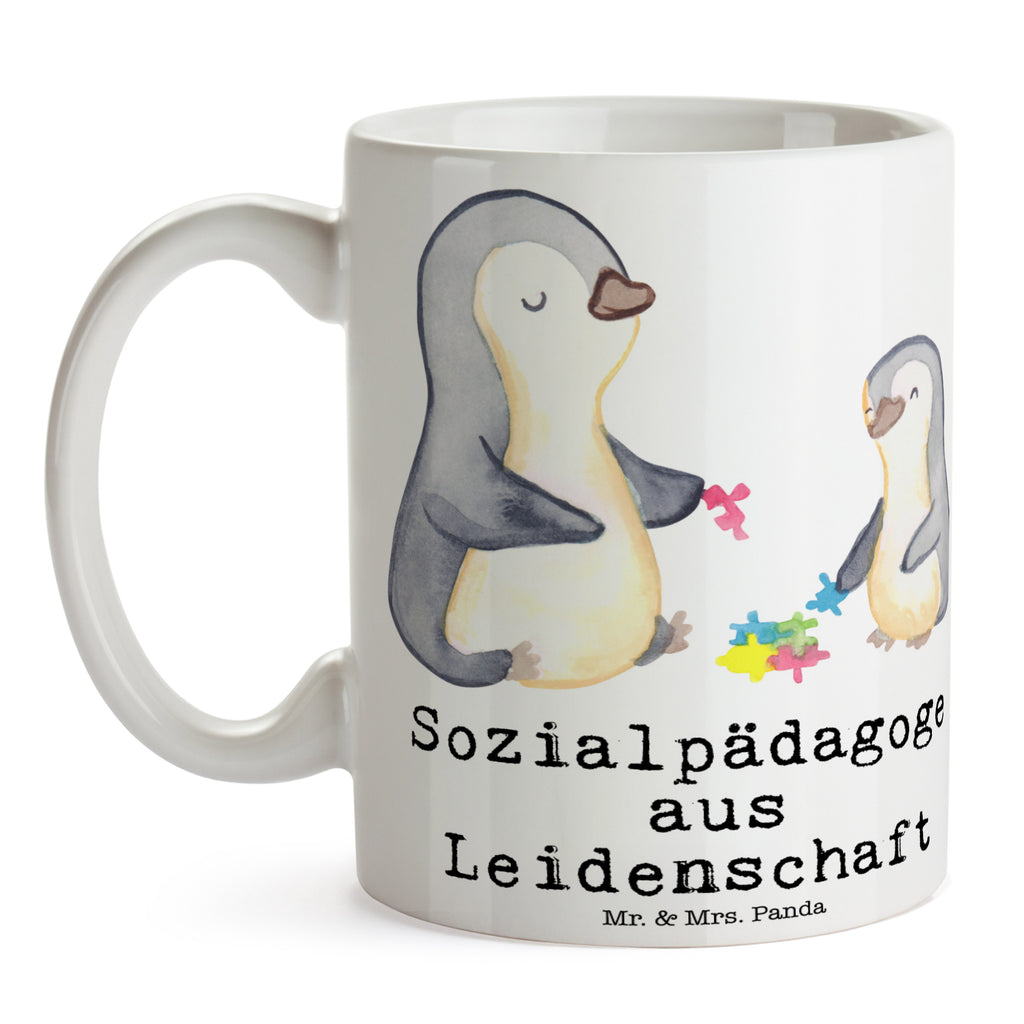 Tasse Sozialpädagoge aus Leidenschaft Tasse, Kaffeetasse, Teetasse, Becher, Kaffeebecher, Teebecher, Keramiktasse, Porzellantasse, Büro Tasse, Geschenk Tasse, Tasse Sprüche, Tasse Motive, Kaffeetassen, Tasse bedrucken, Designer Tasse, Cappuccino Tassen, Schöne Teetassen, Beruf, Ausbildung, Jubiläum, Abschied, Rente, Kollege, Kollegin, Geschenk, Schenken, Arbeitskollege, Mitarbeiter, Firma, Danke, Dankeschön