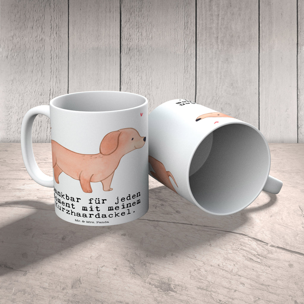 Tasse Dackel Kurzhaardackel Moment Tasse, Kaffeetasse, Teetasse, Becher, Kaffeebecher, Teebecher, Keramiktasse, Porzellantasse, Büro Tasse, Geschenk Tasse, Tasse Sprüche, Tasse Motive, Kaffeetassen, Tasse bedrucken, Designer Tasse, Cappuccino Tassen, Schöne Teetassen, Hund, Hunderasse, Rassehund, Hundebesitzer, Geschenk, Tierfreund, Schenken, Welpe, Teckel, Dachshund, Kurzhaardackel