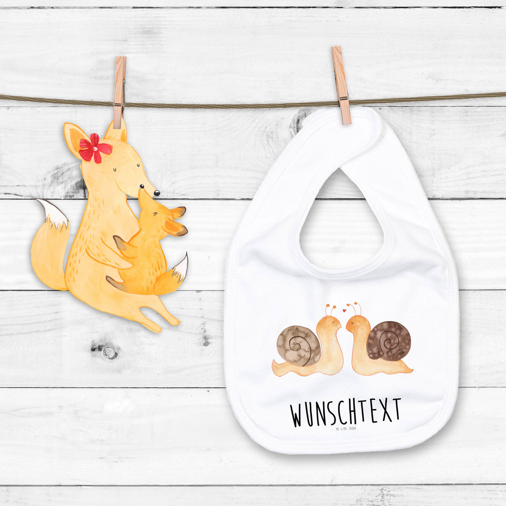 Personalisiertes Babylätzchen Schnecken Liebe Baby, Personalisiertes Lätzchen, Personalisiertes Spucktuch, Personalisiertes Sabberlätzchen, Personalisiertes Klettlätzchen, Personalisiertes Baby-Lätzchen, KPersonalisiertes Kinderlätzchen, Personalisiertes Geburt Geschenk, Geschenkidee Geburt, Personalisiertes Baby-Spucktuch, Personalisierter Baby-Kleckschutz, Personalisiertes Babyparty Geschenk, Personalisiertes Lätzchen für Babys, Lätzchen mit Namen, Spucktuch mit Namen, Sabberlätzchen mit Namen, Klettlätzchen mit Namen, Baby-Lätzchen mit Namen, Kinderlätzchen mit Namen, Geburt Geschenk mit Namen, Geschenkidee Geburt mit Namen, Baby-Spucktuch mit Namen, Baby-Kleckschutz, Babyparty Geschenk mit Namen, Lätzchen für Babys mit Namen, Selbst gestalten, Wunschnamen, Babylätzchen Bedrucken, Liebe, Partner, Freund, Freundin, Ehemann, Ehefrau, Heiraten, Verlobung, Heiratsantrag, Liebesgeschenk, Jahrestag, Hocheitstag