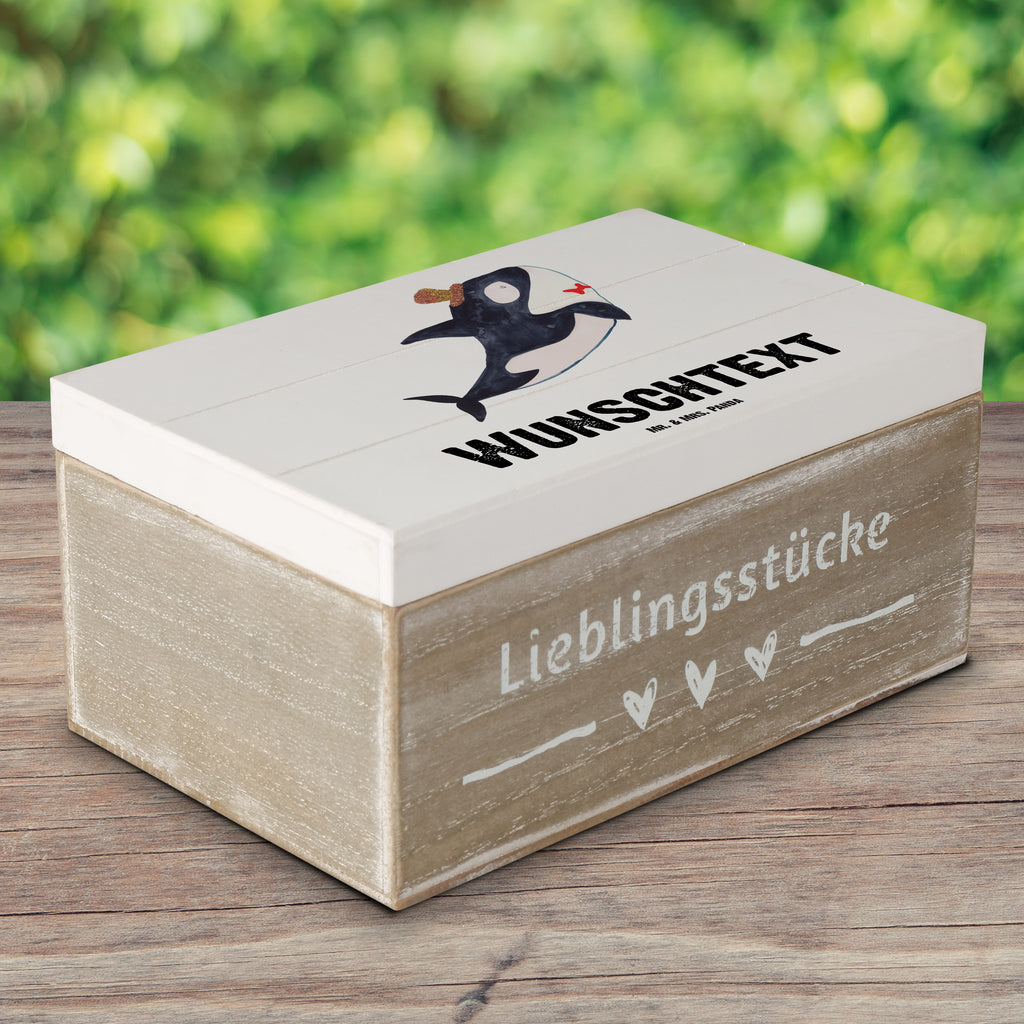 Personalisierte Holzkiste Orca Zylinder Holzkiste mit Namen, Kiste mit Namen, Schatzkiste mit Namen, Truhe mit Namen, Schatulle mit Namen, Erinnerungsbox mit Namen, Erinnerungskiste, mit Namen, Dekokiste mit Namen, Aufbewahrungsbox mit Namen, Holzkiste Personalisiert, Kiste Personalisiert, Schatzkiste Personalisiert, Truhe Personalisiert, Schatulle Personalisiert, Erinnerungsbox Personalisiert, Erinnerungskiste Personalisiert, Dekokiste Personalisiert, Aufbewahrungsbox Personalisiert, Geschenkbox personalisiert, GEschenkdose personalisiert, Meerestiere, Meer, Urlaub, Narwal, Glitter, Konfetti, Glitzer, Geburtstag, Feier, Fete, Fest, Glückwunsch, Orca