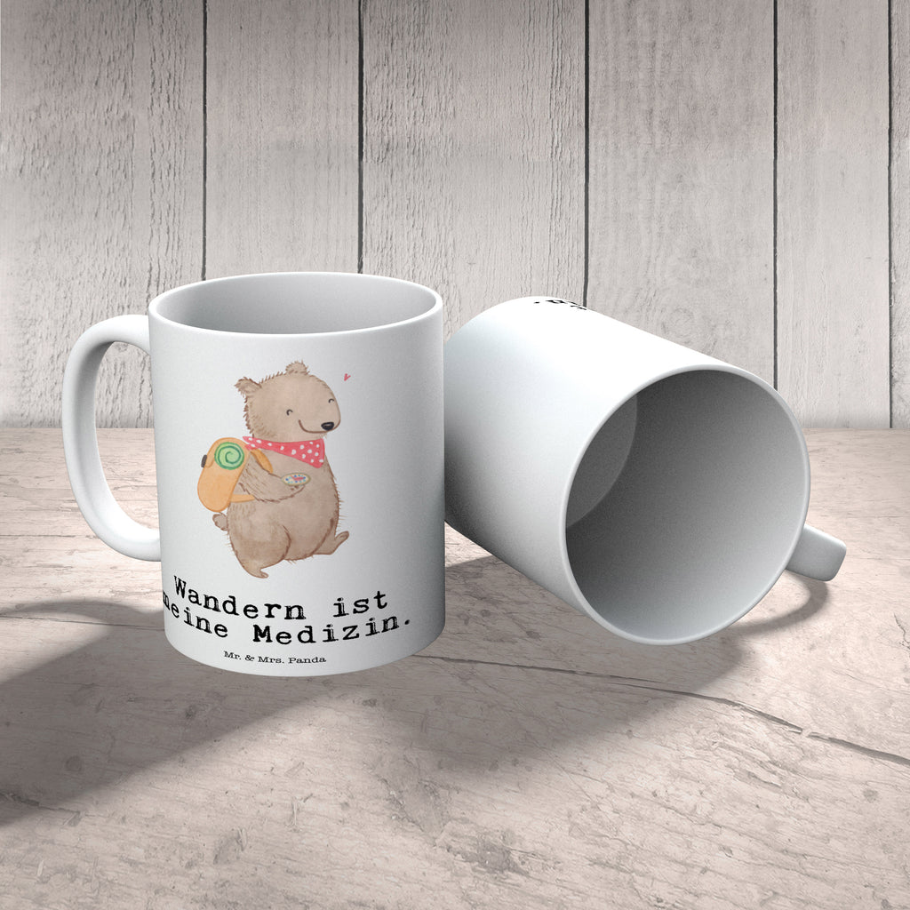 Tasse Bär Wandern Medizin Tasse, Kaffeetasse, Teetasse, Becher, Kaffeebecher, Teebecher, Keramiktasse, Porzellantasse, Büro Tasse, Geschenk Tasse, Tasse Sprüche, Tasse Motive, Kaffeetassen, Tasse bedrucken, Designer Tasse, Cappuccino Tassen, Schöne Teetassen, Geschenk, Sport, Sportart, Hobby, Schenken, Danke, Dankeschön, Auszeichnung, Gewinn, Sportler, Wandern, Bergsteigen, Wintertouren, Outdoor Sport, Freizeitsport, Spazieren, Natur entdecken