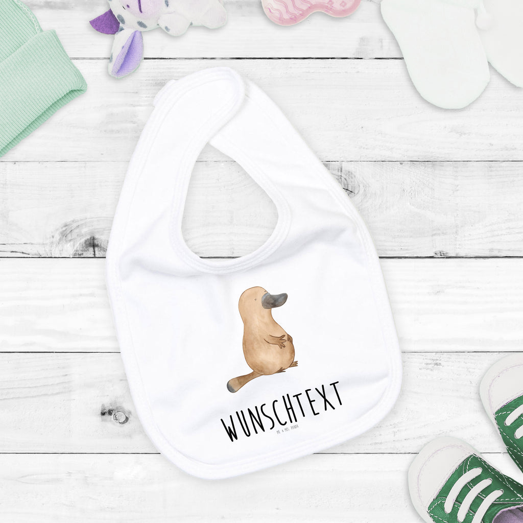 Personalisiertes Babylätzchen Schnabeltier mutig Baby, Personalisiertes Lätzchen, Personalisiertes Spucktuch, Personalisiertes Sabberlätzchen, Personalisiertes Klettlätzchen, Personalisiertes Baby-Lätzchen, KPersonalisiertes Kinderlätzchen, Personalisiertes Geburt Geschenk, Geschenkidee Geburt, Personalisiertes Baby-Spucktuch, Personalisierter Baby-Kleckschutz, Personalisiertes Babyparty Geschenk, Personalisiertes Lätzchen für Babys, Lätzchen mit Namen, Spucktuch mit Namen, Sabberlätzchen mit Namen, Klettlätzchen mit Namen, Baby-Lätzchen mit Namen, Kinderlätzchen mit Namen, Geburt Geschenk mit Namen, Geschenkidee Geburt mit Namen, Baby-Spucktuch mit Namen, Baby-Kleckschutz, Babyparty Geschenk mit Namen, Lätzchen für Babys mit Namen, Selbst gestalten, Wunschnamen, Babylätzchen Bedrucken, Meerestiere, Meer, Urlaub, Schnabeltier, Mut, mutig, Lebensweisheit, Schnabeltiere, Motivation, Training, Büro, Arbeit, Neuanfang, Neustart, Weltreise, Raodtrip