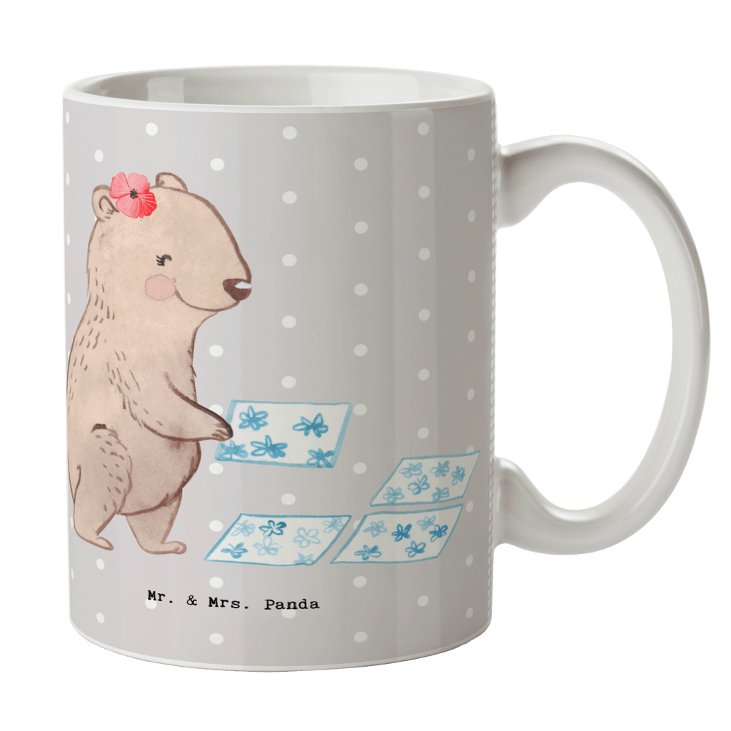 Tasse Fliesenlegerin mit Herz Tasse, Kaffeetasse, Teetasse, Becher, Kaffeebecher, Teebecher, Keramiktasse, Porzellantasse, Büro Tasse, Geschenk Tasse, Tasse Sprüche, Tasse Motive, Kaffeetassen, Tasse bedrucken, Designer Tasse, Cappuccino Tassen, Schöne Teetassen, Beruf, Ausbildung, Jubiläum, Abschied, Rente, Kollege, Kollegin, Geschenk, Schenken, Arbeitskollege, Mitarbeiter, Firma, Danke, Dankeschön, Fliesenlegerin, Gesellenprüfung, Fliesenlegermeisterin, Fliesenlegerbetrieb, Fliesenfachhandel, Handwerk