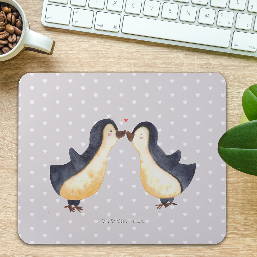 Mauspad Pinguin Liebe Mousepad, Computer zubehör, Büroausstattung, PC Zubehör, Arbeitszimmer, Mauspad, Einzigartiges Mauspad, Designer Mauspad, Mausunterlage, Mauspad Büro, Liebe, Partner, Freund, Freundin, Ehemann, Ehefrau, Heiraten, Verlobung, Heiratsantrag, Liebesgeschenk, Jahrestag, Hocheitstag, Pinguin, Pinguine, Pinguin Paar, Pinguinpaar, Pinguin Liebe, Paar, Pärchen. Liebespaar, Liebesbeweis, Liebesspruch, Hochzeitstag, Geschenk Freund, Geschenk Freundin, Verlobte, Verlobter, Love, Geschenk Hochzeitstag, Geschenkidee, Hochzeit, Gastgeschenk