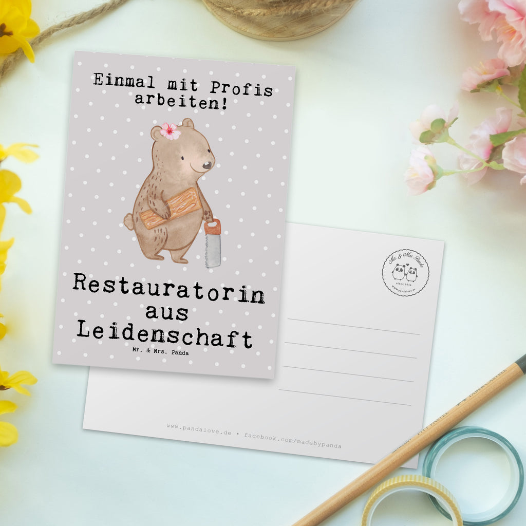 Postkarte Restauratorin aus Leidenschaft Postkarte, Karte, Geschenkkarte, Grußkarte, Einladung, Ansichtskarte, Geburtstagskarte, Einladungskarte, Dankeskarte, Ansichtskarten, Einladung Geburtstag, Einladungskarten Geburtstag, Beruf, Ausbildung, Jubiläum, Abschied, Rente, Kollege, Kollegin, Geschenk, Schenken, Arbeitskollege, Mitarbeiter, Firma, Danke, Dankeschön