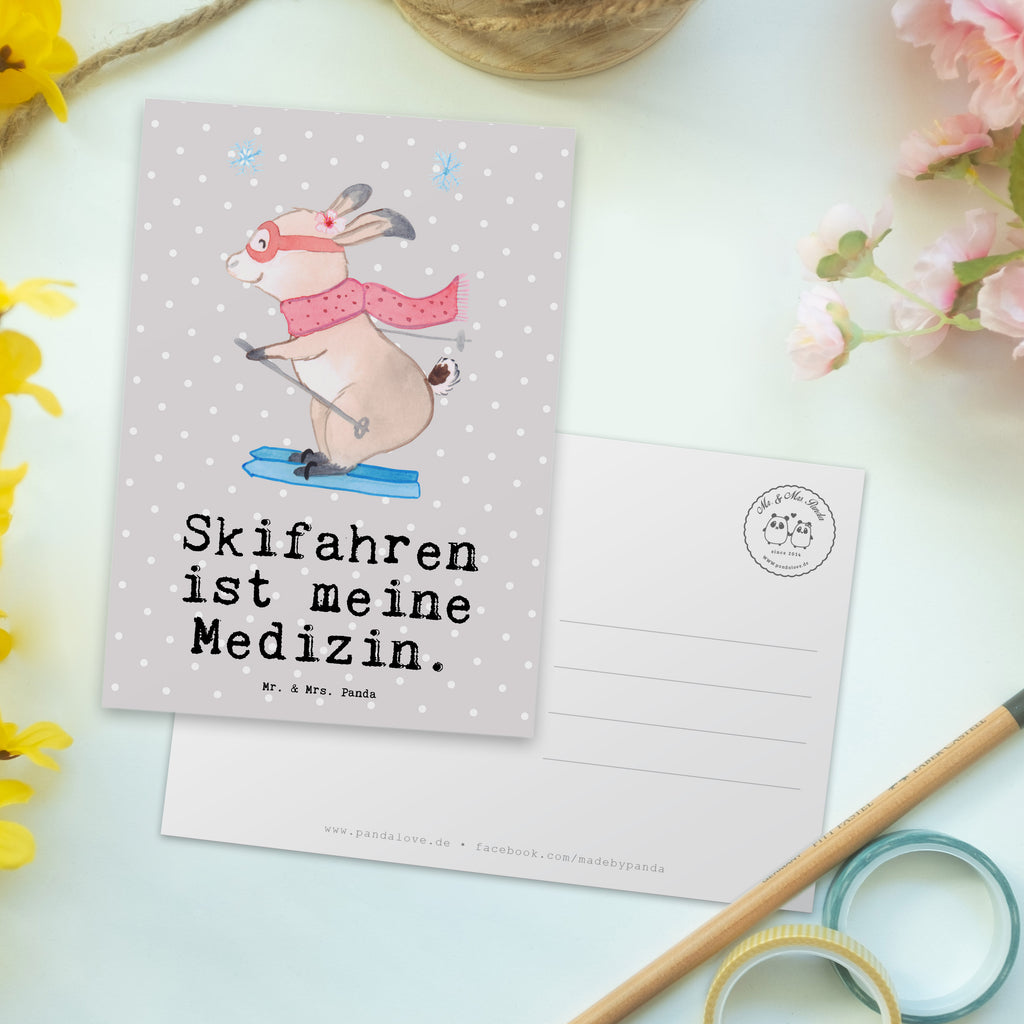 Postkarte Bär Skifahren Medizin Postkarte, Karte, Geschenkkarte, Grußkarte, Einladung, Ansichtskarte, Geburtstagskarte, Einladungskarte, Dankeskarte, Ansichtskarten, Einladung Geburtstag, Einladungskarten Geburtstag, Geschenk, Sport, Sportart, Hobby, Schenken, Danke, Dankeschön, Auszeichnung, Gewinn, Sportler, Ski fahren, Skifahren, Skisport, Skiwettbewerb, Skirennen