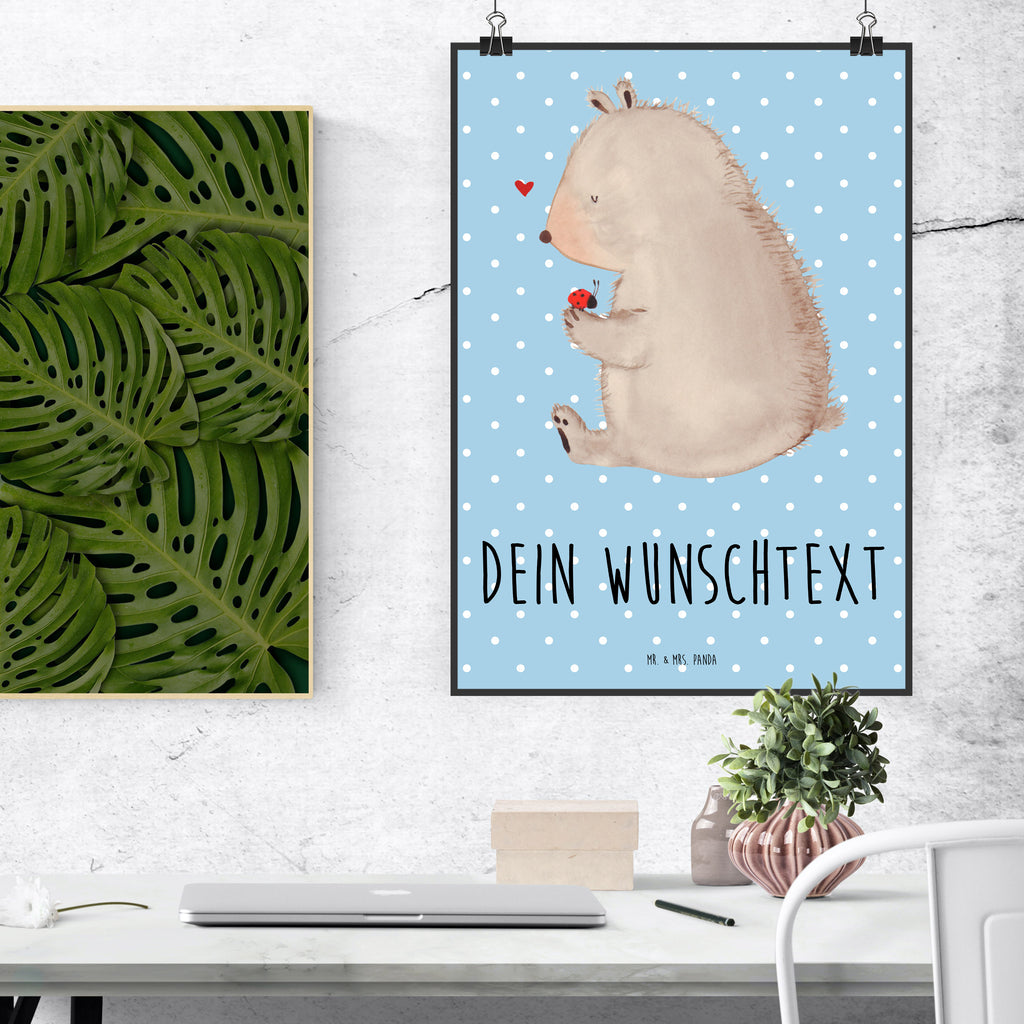 Personalisiertes Poster Bär mit Marienkäfer Personalisiertes Poster, Personalisiertes Wandposter, Personalisiertes Bild, Personalisierte Wanddeko, Personalisiertes Küchenposter, Personalisiertes Kinderposter, Personalisierte Wanddeko Bild, Personalisierte Raumdekoration, Personalisierte Wanddekoration, Personalisiertes Handgemaltes Poster, Personalisiertes Designposter, Personalisierter Kunstdruck, Personalisierter Posterdruck, Poster mit Namen, Wandposter mit Namen, Bild mit Namen, Wanddeko mit Namen, Küchenposter mit Namen, Kinderposter mit Namen, Wanddeko Bild mit Namen, Raumdekoration mit Namen, Wanddekoration mit Namen, Kunstdruck mit Namen, Posterdruck mit Namen, Wunschtext Poster, Poster selbst gestalten., Bär, Teddy, Teddybär, Marienkäfer, Liebe, Freiheit, Motivation, Das Leben ist schön