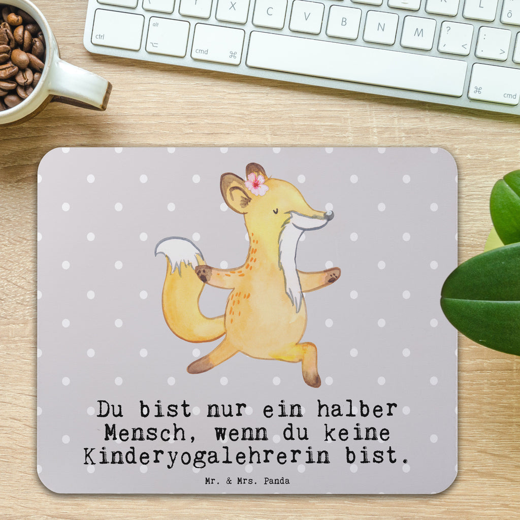 Mauspad Kinderyogalehrerin mit Herz Mousepad, Computer zubehör, Büroausstattung, PC Zubehör, Arbeitszimmer, Mauspad, Einzigartiges Mauspad, Designer Mauspad, Mausunterlage, Mauspad Büro, Beruf, Ausbildung, Jubiläum, Abschied, Rente, Kollege, Kollegin, Geschenk, Schenken, Arbeitskollege, Mitarbeiter, Firma, Danke, Dankeschön