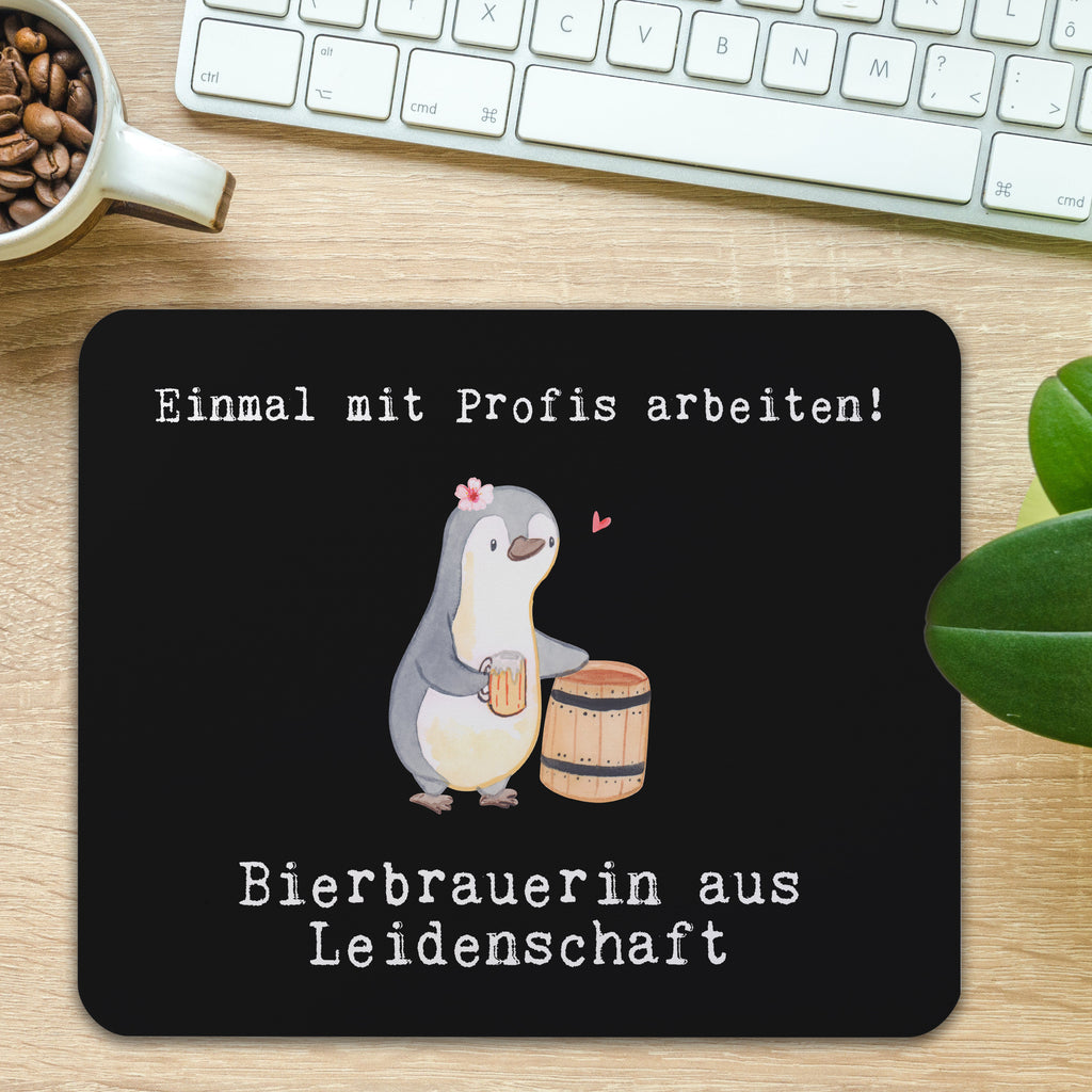 Mauspad Bierbrauerin aus Leidenschaft Mousepad, Computer zubehör, Büroausstattung, PC Zubehör, Arbeitszimmer, Mauspad, Einzigartiges Mauspad, Designer Mauspad, Mausunterlage, Mauspad Büro, Beruf, Ausbildung, Jubiläum, Abschied, Rente, Kollege, Kollegin, Geschenk, Schenken, Arbeitskollege, Mitarbeiter, Firma, Danke, Dankeschön, Bierbrauerin, Biertrinkerin, Bierkennerin, Biergeschenk, Hobbybrauen, Heimbrauen, Selbstbrauen, Bierliebe, Bierfass