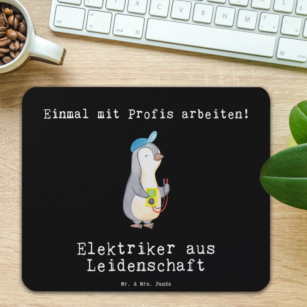 Mauspad Elektriker aus Leidenschaft Mousepad, Computer zubehör, Büroausstattung, PC Zubehör, Arbeitszimmer, Mauspad, Einzigartiges Mauspad, Designer Mauspad, Mausunterlage, Mauspad Büro, Beruf, Ausbildung, Jubiläum, Abschied, Rente, Kollege, Kollegin, Geschenk, Schenken, Arbeitskollege, Mitarbeiter, Firma, Danke, Dankeschön, Elektriker, Elektronmonteur, Elektrotechniker, Elektroinstallateur, Elektromeister, Gesellenprüfung