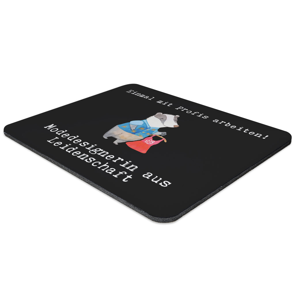 Mauspad Modedesignerin aus Leidenschaft Mousepad, Computer zubehör, Büroausstattung, PC Zubehör, Arbeitszimmer, Mauspad, Einzigartiges Mauspad, Designer Mauspad, Mausunterlage, Mauspad Büro, Beruf, Ausbildung, Jubiläum, Abschied, Rente, Kollege, Kollegin, Geschenk, Schenken, Arbeitskollege, Mitarbeiter, Firma, Danke, Dankeschön, Modedesignerin, Fashion Designerin, Modeschöpferin