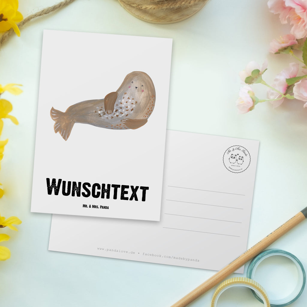 Personalisierte Postkarte Robbe lachend Postkarte mit Namen, Postkarte bedrucken, Postkarte mit Wunschtext, Postkarte personalisierbar, Geschenkkarte mit Namen, Grußkarte mit Namen, Karte mit Namen, Einladung mit Namen, Ansichtskarte mit Namen, Geschenkkarte mit Wunschtext, Grußkarte mit Wunschtext, Karte mit Wunschtext, Einladung mit Wunschtext, Ansichtskarte mit Wunschtext, Tiermotive, Gute Laune, lustige Sprüche, Tiere, Robbe, Robben, Seehund, Strand, Meerestier, Ostsee, Nordsee