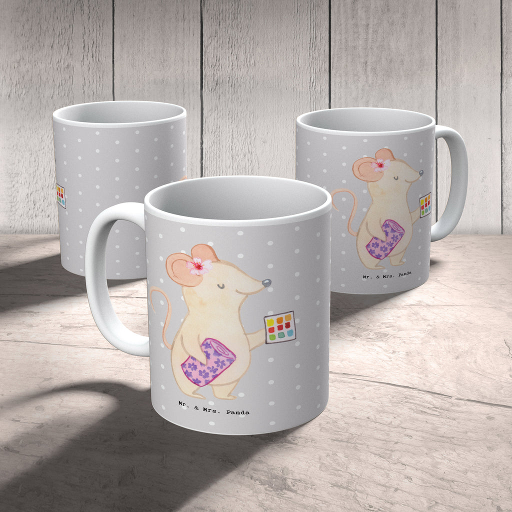 Tasse Raumausstatterin mit Herz Tasse, Kaffeetasse, Teetasse, Becher, Kaffeebecher, Teebecher, Keramiktasse, Porzellantasse, Büro Tasse, Geschenk Tasse, Tasse Sprüche, Tasse Motive, Kaffeetassen, Tasse bedrucken, Designer Tasse, Cappuccino Tassen, Schöne Teetassen, Beruf, Ausbildung, Jubiläum, Abschied, Rente, Kollege, Kollegin, Geschenk, Schenken, Arbeitskollege, Mitarbeiter, Firma, Danke, Dankeschön