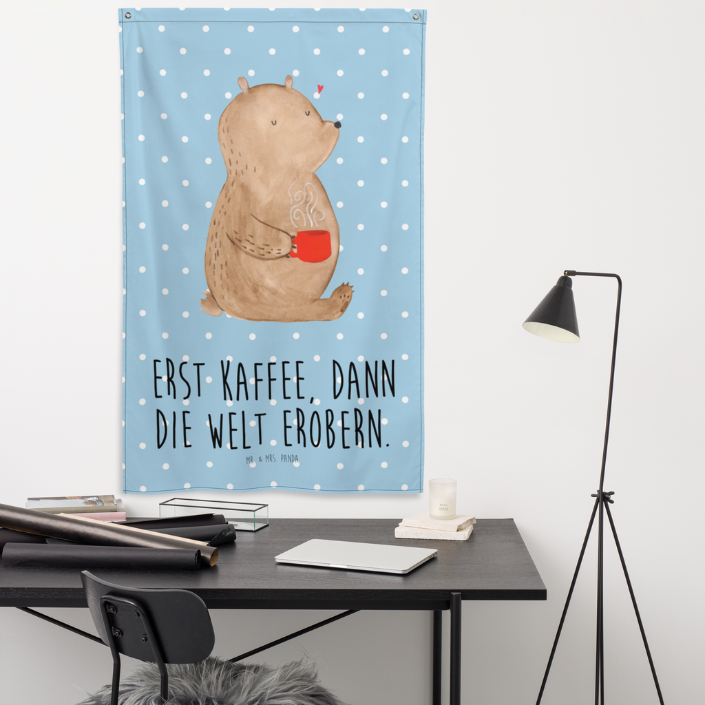 Wandteppich Bär Kaffee Wandbehang, Dekoration, Boho, Wandteppich, Wandtuch, Wanddeko, Tapisserie, Tapestry, Wandbild, Textil-Kunst, Schmuck-Wandbehang, Wand Deko, Kinderzimmer, Kinderzimmer Wand, Kinderzimmer Deko, Kinderzimmer Wanddeko, Bär, Teddy, Teddybär, Kaffee, Coffee, Bären, guten Morgen, Morgenroutine, Welt erobern, Welt retten, Motivation