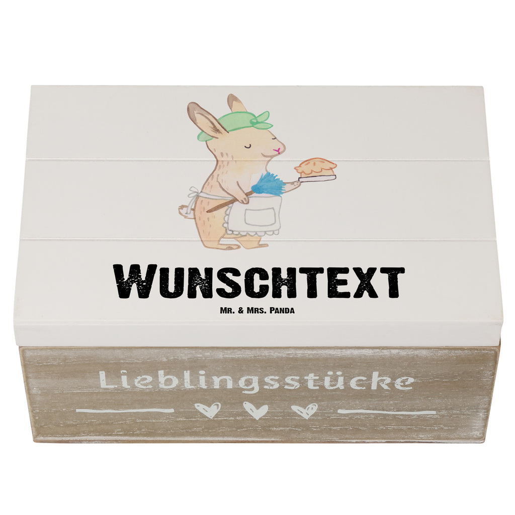 Personalisierte Holzkiste Haushaltshilfe Herz Holzkiste mit Namen, Kiste mit Namen, Schatzkiste mit Namen, Truhe mit Namen, Schatulle mit Namen, Erinnerungsbox mit Namen, Erinnerungskiste, mit Namen, Dekokiste mit Namen, Aufbewahrungsbox mit Namen, Holzkiste Personalisiert, Kiste Personalisiert, Schatzkiste Personalisiert, Truhe Personalisiert, Schatulle Personalisiert, Erinnerungsbox Personalisiert, Erinnerungskiste Personalisiert, Dekokiste Personalisiert, Aufbewahrungsbox Personalisiert, Geschenkbox personalisiert, GEschenkdose personalisiert, Beruf, Ausbildung, Jubiläum, Abschied, Rente, Kollege, Kollegin, Geschenk, Schenken, Arbeitskollege, Mitarbeiter, Firma, Danke, Dankeschön, Haushaltshilfe, Putzfrau, Reinigungskraft