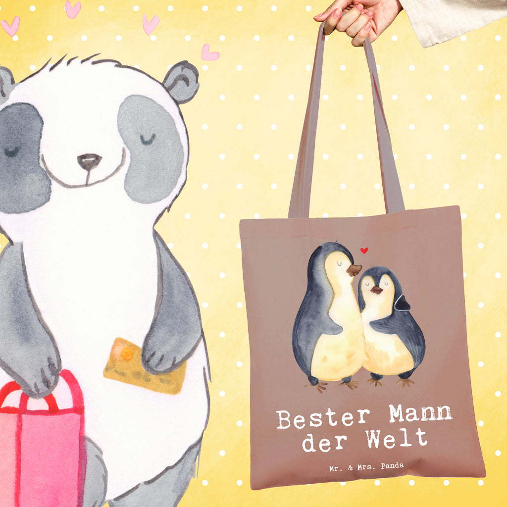 Tragetasche Pinguin Bester Mann der Welt Beuteltasche, Beutel, Einkaufstasche, Jutebeutel, Stoffbeutel, Tasche, Shopper, Umhängetasche, Strandtasche, Schultertasche, Stofftasche, Tragetasche, Badetasche, Jutetasche, Einkaufstüte, Laptoptasche, für, Dankeschön, Geschenk, Schenken, Geburtstag, Geburtstagsgeschenk, Geschenkidee, Danke, Bedanken, Mitbringsel, Freude machen, Geschenktipp, Ehemann, Beste, Mann, Partner, Freund, Traummann, Liebling, Ehepartner, Ehe, Gatte, Lebensgefährte, Bräutigam, Kleinigkeit