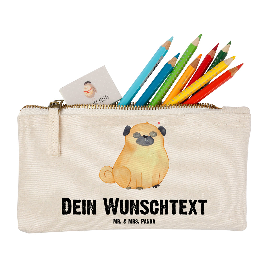 Personalisierte Schminktasche Mops Personalisierte Schminktasche, Personalisierte Kosmetiktasche, Personalisierter Kosmetikbeutel, Personalisiertes Stiftemäppchen, Personalisiertes Etui, Personalisierte Federmappe, Personalisierte Makeup Bag, Personalisiertes Schminketui, Personalisiertes Kosmetiketui, Personalisiertes Schlamperetui, Schminktasche mit Namen, Kosmetiktasche mit Namen, Kosmetikbeutel mit Namen, Stiftemäppchen mit Namen, Etui mit Namen, Federmappe mit Namen, Makeup Bg mit Namen, Schminketui mit Namen, Kosmetiketui mit Namen, Schlamperetui mit Namen, Schminktasche personalisieren, Schminktasche bedrucken, Schminktasche selbst gestalten, Hund, Hundemotiv, Haustier, Hunderasse, Tierliebhaber, Hundebesitzer, Sprüche, Mops, Liebe, Hundeliebe