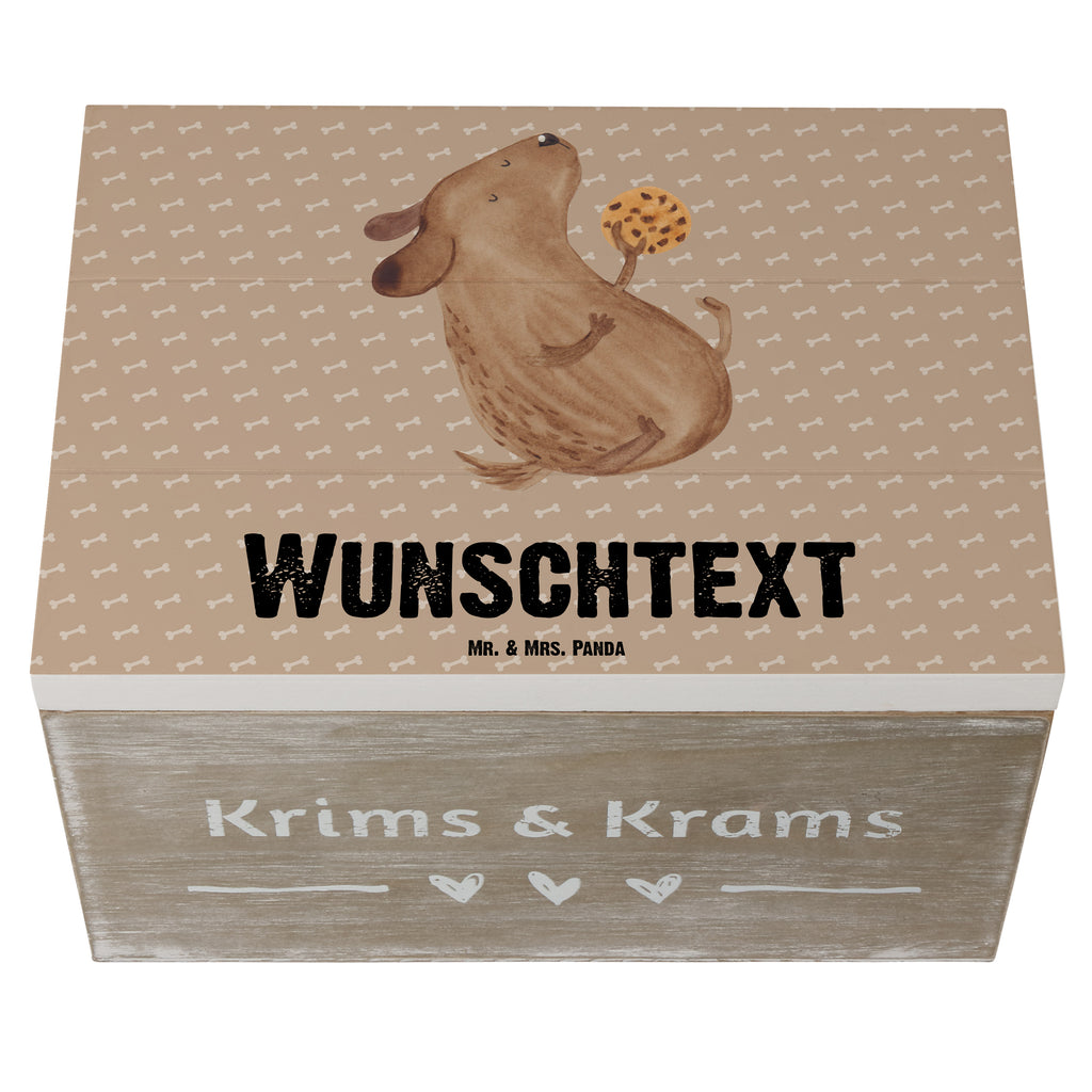 Personalisierte Holzkiste Hund Keks Holzkiste mit Namen, Kiste mit Namen, Schatzkiste mit Namen, Truhe mit Namen, Schatulle mit Namen, Erinnerungsbox mit Namen, Erinnerungskiste, mit Namen, Dekokiste mit Namen, Aufbewahrungsbox mit Namen, Holzkiste Personalisiert, Kiste Personalisiert, Schatzkiste Personalisiert, Truhe Personalisiert, Schatulle Personalisiert, Erinnerungsbox Personalisiert, Erinnerungskiste Personalisiert, Dekokiste Personalisiert, Aufbewahrungsbox Personalisiert, Geschenkbox personalisiert, GEschenkdose personalisiert, Hund, Hundemotiv, Haustier, Hunderasse, Tierliebhaber, Hundebesitzer, Sprüche, Hundekekse, Leckerli, Hundeleckerli, Hundesnacks