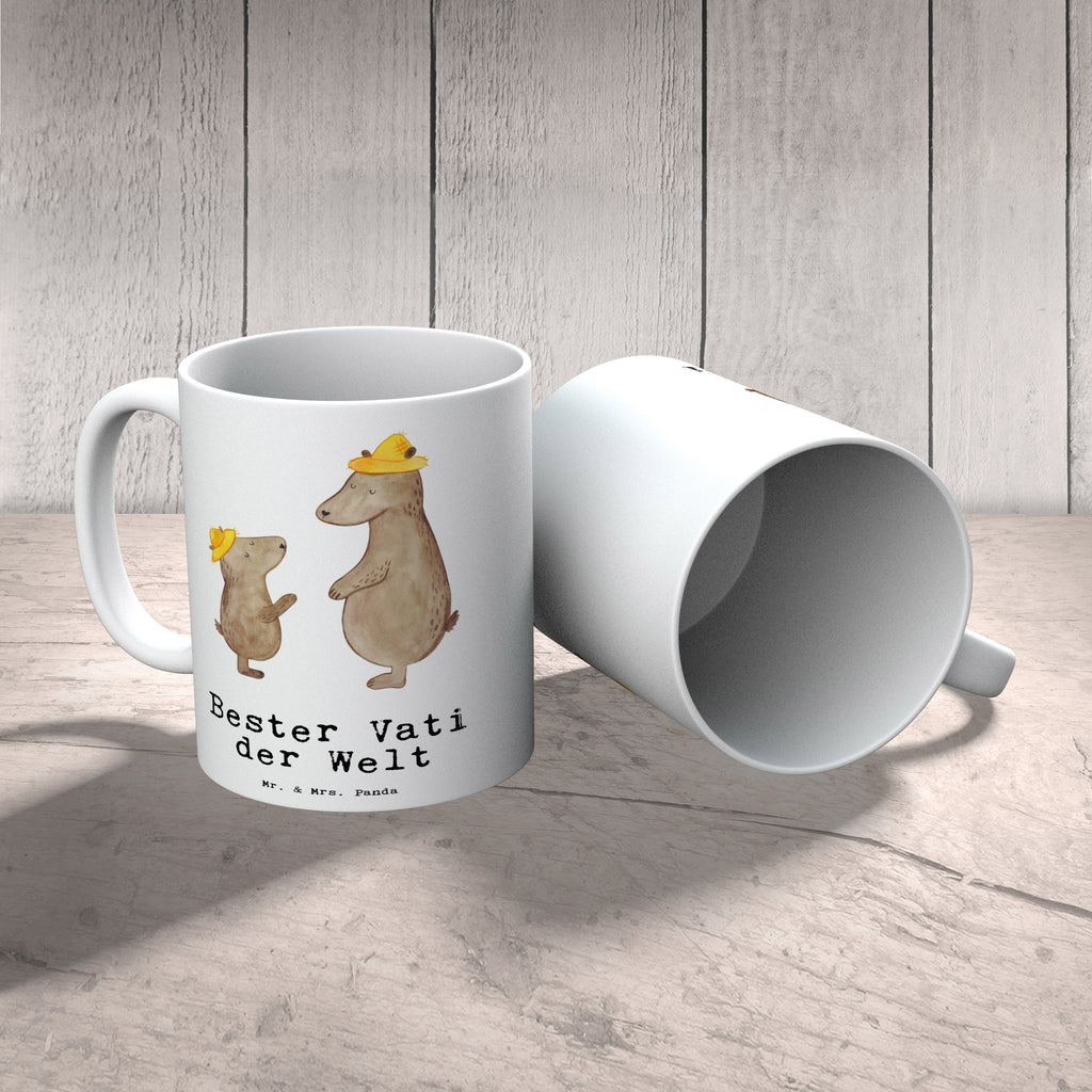 Tasse Bär Bester Vati der Welt Tasse, Kaffeetasse, Teetasse, Becher, Kaffeebecher, Teebecher, Keramiktasse, Porzellantasse, Büro Tasse, Geschenk Tasse, Tasse Sprüche, Tasse Motive, Kaffeetassen, Tasse bedrucken, Designer Tasse, Cappuccino Tassen, Schöne Teetassen, für, Dankeschön, Geschenk, Schenken, Geburtstag, Geburtstagsgeschenk, Geschenkidee, Danke, Bedanken, Mitbringsel, Freude machen, Geschenktipp, Vater, Papa, Dad, Daddy, Paps, Papi, Vati, Eltern, Geschenk Vater, Mann, Familie, Bester, Kleinigkeit