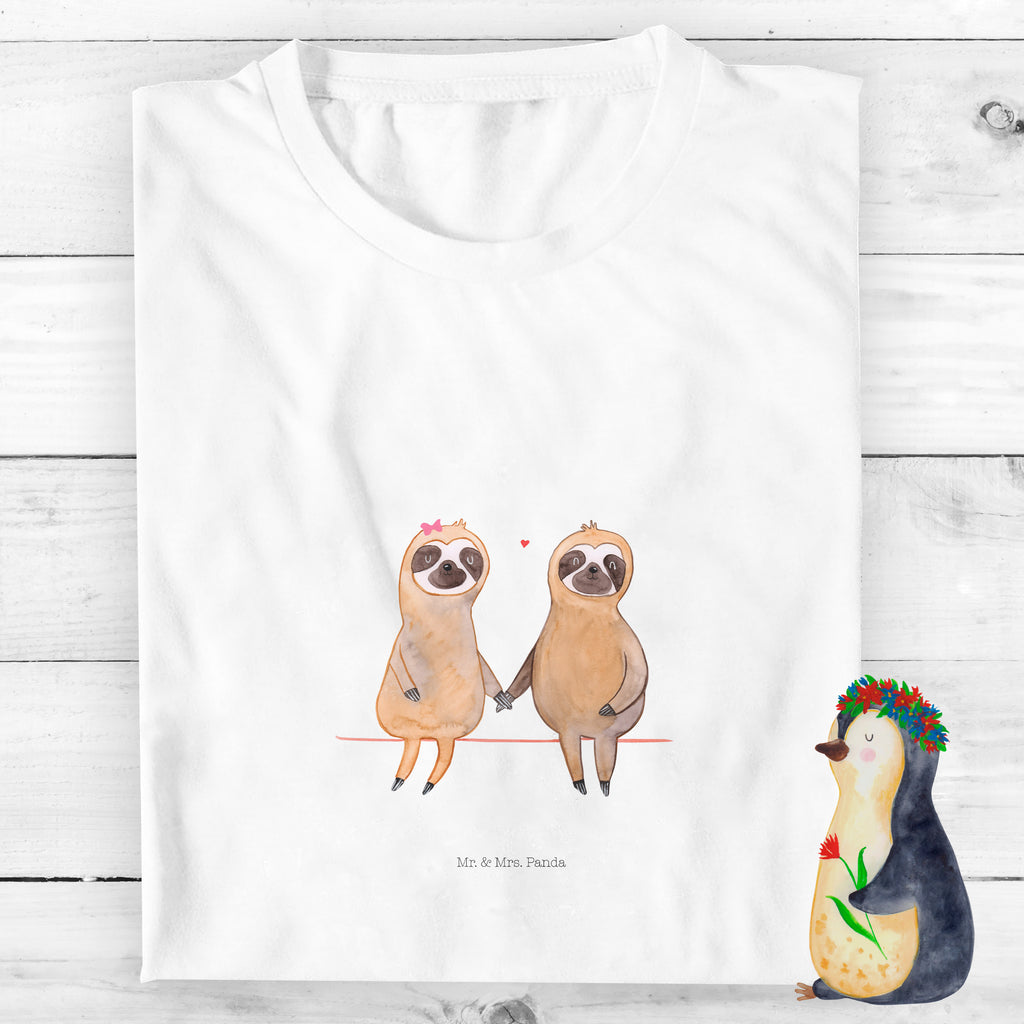 Organic Kinder T-Shirt Faultier Pärchen Kinder T-Shirt, Kinder T-Shirt Mädchen, Kinder T-Shirt Jungen, Faultier, Faultier Geschenk, Faultier Deko, Faultiere, faul, Lieblingstier, Liebe, Liebespaar, Faultierliebe, Faultierpärchen, verliebt, verlobt, gemeinsam, relaxen, Pärchen, Beziehung, Langsamkeit