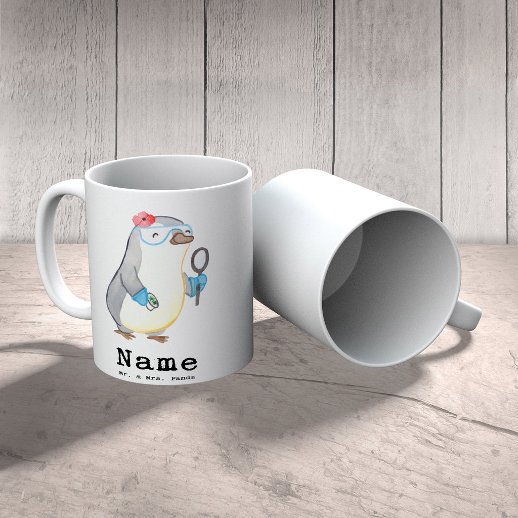 Personalisierte Tasse Wissenschaftlerin mit Herz Personalisierte Tasse, Namenstasse, Wunschname, Personalisiert, Tasse, Namen, Drucken, Tasse mit Namen, Beruf, Ausbildung, Jubiläum, Abschied, Rente, Kollege, Kollegin, Geschenk, Schenken, Arbeitskollege, Mitarbeiter, Firma, Danke, Dankeschön, Wissenschaftlerin, Forscherin, Akademikerin, Universität, Forschungseinrichtung