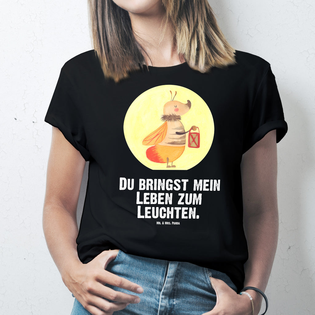 T-Shirt Standard Glühwürmchen T-Shirt, Shirt, Tshirt, Lustiges T-Shirt, T-Shirt mit Spruch, Party, Junggesellenabschied, Jubiläum, Geburstag, Herrn, Damen, Männer, Frauen, Schlafshirt, Nachthemd, Sprüche, Tiermotive, Gute Laune, lustige Sprüche, Tiere, Glühwürmchen, Glühwurm, Falter, Liebe, Leuchten, magisch, Liebesbeweis, Lieblingsmensch, Verlobung, Heiratsantrag, Jahrestag, Liebesspruch