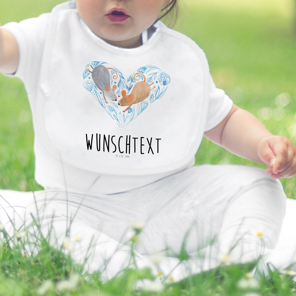 Personalisiertes Babylätzchen Mäuse Herz Baby, Personalisiertes Lätzchen, Personalisiertes Spucktuch, Personalisiertes Sabberlätzchen, Personalisiertes Klettlätzchen, Personalisiertes Baby-Lätzchen, KPersonalisiertes Kinderlätzchen, Personalisiertes Geburt Geschenk, Geschenkidee Geburt, Personalisiertes Baby-Spucktuch, Personalisierter Baby-Kleckschutz, Personalisiertes Babyparty Geschenk, Personalisiertes Lätzchen für Babys, Lätzchen mit Namen, Spucktuch mit Namen, Sabberlätzchen mit Namen, Klettlätzchen mit Namen, Baby-Lätzchen mit Namen, Kinderlätzchen mit Namen, Geburt Geschenk mit Namen, Geschenkidee Geburt mit Namen, Baby-Spucktuch mit Namen, Baby-Kleckschutz, Babyparty Geschenk mit Namen, Lätzchen für Babys mit Namen, Selbst gestalten, Wunschnamen, Babylätzchen Bedrucken, Liebe, Partner, Freund, Freundin, Ehemann, Ehefrau, Heiraten, Verlobung, Heiratsantrag, Liebesgeschenk, Jahrestag, Hocheitstag, Maus, Mäuse, Liebesbotschaft, Liebesbeweis, Hochzeit, Lieblingsmensch, Gemeinsamkeit, Love, Geschenk für zwei