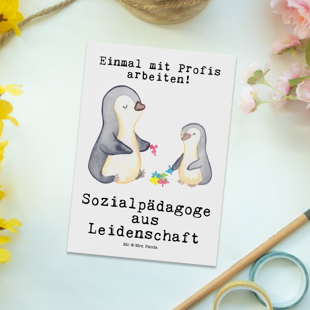 Postkarte Sozialpädagoge aus Leidenschaft Postkarte, Karte, Geschenkkarte, Grußkarte, Einladung, Ansichtskarte, Geburtstagskarte, Einladungskarte, Dankeskarte, Ansichtskarten, Einladung Geburtstag, Einladungskarten Geburtstag, Beruf, Ausbildung, Jubiläum, Abschied, Rente, Kollege, Kollegin, Geschenk, Schenken, Arbeitskollege, Mitarbeiter, Firma, Danke, Dankeschön