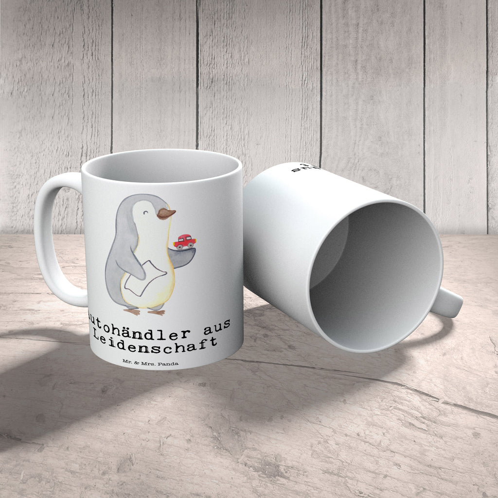 Tasse Autohändler aus Leidenschaft Tasse, Kaffeetasse, Teetasse, Becher, Kaffeebecher, Teebecher, Keramiktasse, Porzellantasse, Büro Tasse, Geschenk Tasse, Tasse Sprüche, Tasse Motive, Kaffeetassen, Tasse bedrucken, Designer Tasse, Cappuccino Tassen, Schöne Teetassen, Beruf, Ausbildung, Jubiläum, Abschied, Rente, Kollege, Kollegin, Geschenk, Schenken, Arbeitskollege, Mitarbeiter, Firma, Danke, Dankeschön, Autohändler, Eröffnung Autohaus, Autohandel, Gebrauchtwagenhändler, Autoverkäufer