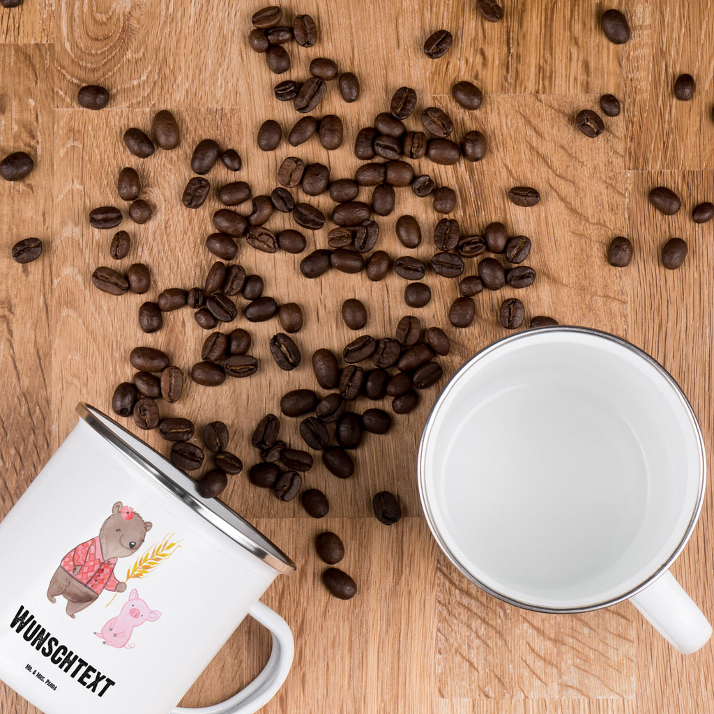 Personalisierte Emaille Tasse Bäuerin mit Herz Emaille Tasse personalisiert, Emaille Tasse mit Namen, Campingtasse personalisiert, Namenstasse, Campingtasse bedrucken, Campinggeschirr personalsisert, tasse mit namen, personalisierte tassen, personalisierte tasse, tasse selbst gestalten, tasse bedrucken, tassen bedrucken, Beruf, Ausbildung, Jubiläum, Abschied, Rente, Kollege, Kollegin, Geschenk, Schenken, Arbeitskollege, Mitarbeiter, Firma, Danke, Dankeschön, Landwirtin, Bäuerin, Tierwirtin, Agronomin, Farmerin, Bauernhof