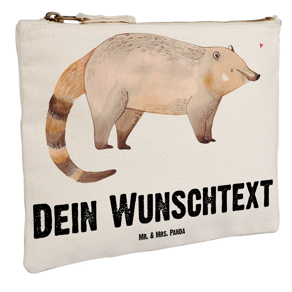 Personalisierte Schminktasche Nasenbär Personalisierte Schminktasche, Personalisierte Kosmetiktasche, Personalisierter Kosmetikbeutel, Personalisiertes Stiftemäppchen, Personalisiertes Etui, Personalisierte Federmappe, Personalisierte Makeup Bag, Personalisiertes Schminketui, Personalisiertes Kosmetiketui, Personalisiertes Schlamperetui, Schminktasche mit Namen, Kosmetiktasche mit Namen, Kosmetikbeutel mit Namen, Stiftemäppchen mit Namen, Etui mit Namen, Federmappe mit Namen, Makeup Bg mit Namen, Schminketui mit Namen, Kosmetiketui mit Namen, Schlamperetui mit Namen, Schminktasche personalisieren, Schminktasche bedrucken, Schminktasche selbst gestalten, Tiermotive, Gute Laune, lustige Sprüche, Tiere, Nasenbär, Nasenbären, Rüsselbär, Bär