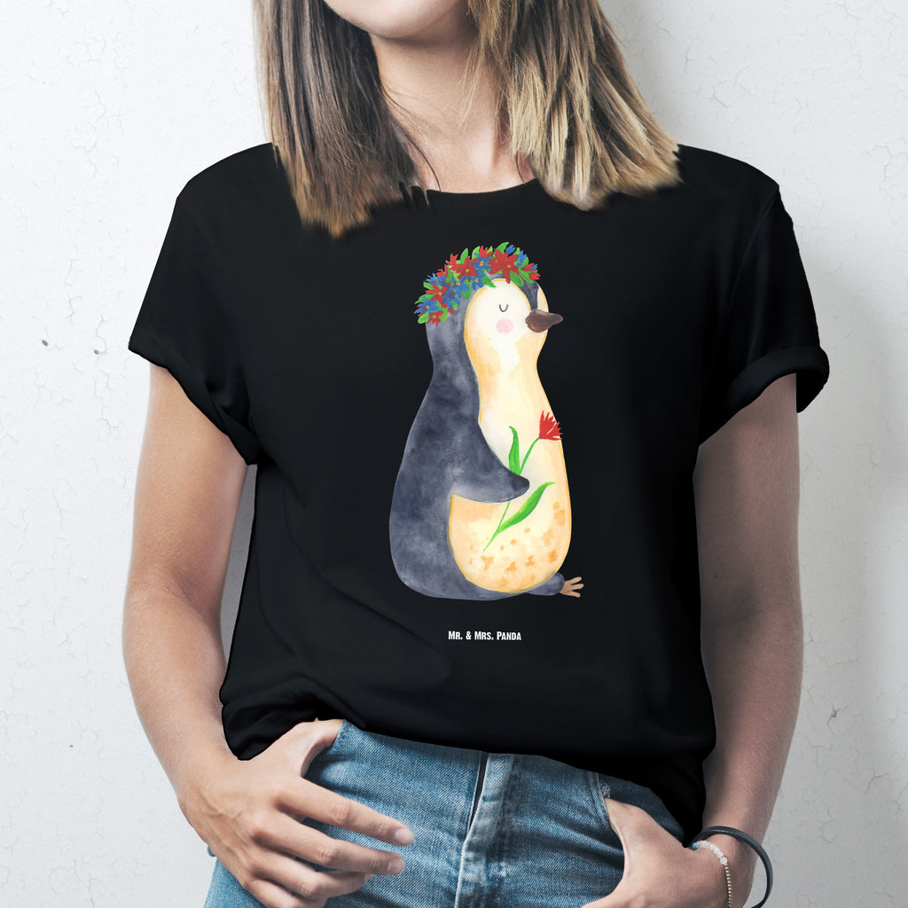 T-Shirt Standard Pinguin Blumenkranz T-Shirt, Shirt, Tshirt, Lustiges T-Shirt, T-Shirt mit Spruch, Party, Junggesellenabschied, Jubiläum, Geburstag, Herrn, Damen, Männer, Frauen, Schlafshirt, Nachthemd, Sprüche, Pinguin, Pinguine, Blumenkranz, Universum, Leben, Wünsche, Ziele, Lebensziele, Motivation, Lebenslust, Liebeskummer, Geschenkidee