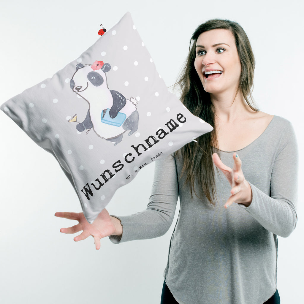 Personalisiertes Kissen Panda Beste Sitznachbarin der Welt Kissen, personalisiert, Name, Wunschname, bedrucken, Kopfkissen, für, Dankeschön, Geschenk, Schenken, Geburtstag, Geburtstagsgeschenk, Geschenkidee, Danke, Bedanken, Mitbringsel, Freude machen, Geschenktipp, Sitznachbarin, Stuhlnachbar, Mitschülerin, Nachbarin, Uni, Universität, Seminar, Kommilitone, Tischnachbar, Schule, Mitstudentin, Hochschule, Beste Sitznachbarin der Welt, Weltbeste Sitznachbarin