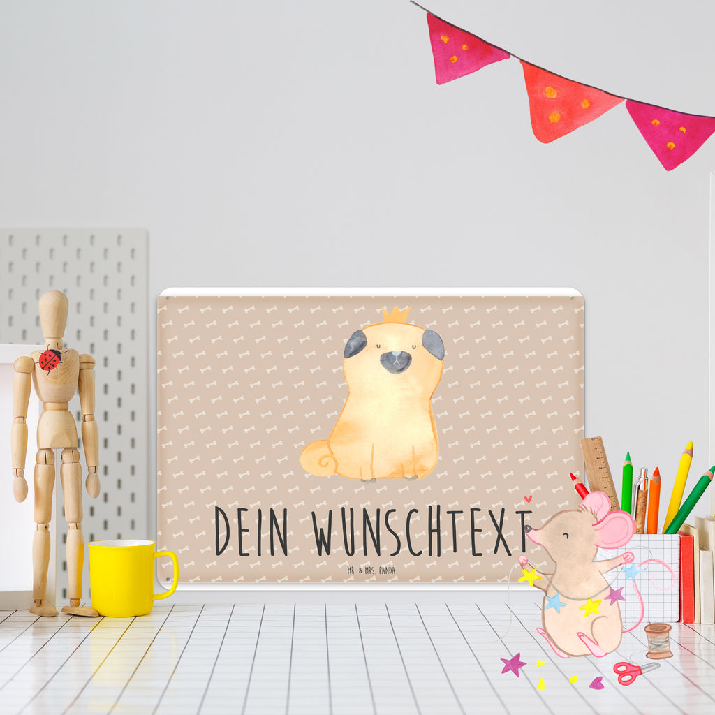 Personalisiertes Blechschild Mops Krone Blechschild, Metallschild, Geschenk Schild, Schild, Magnet-Metall-Schild, Deko Schild, Wandschild, Wand-Dekoration, Türschild, Hund, Hundemotiv, Haustier, Hunderasse, Tierliebhaber, Hundebesitzer, Sprüche, Mops, allergisch, kinderlos, Hausregel, Hundebesitzer. Spruch, lustig