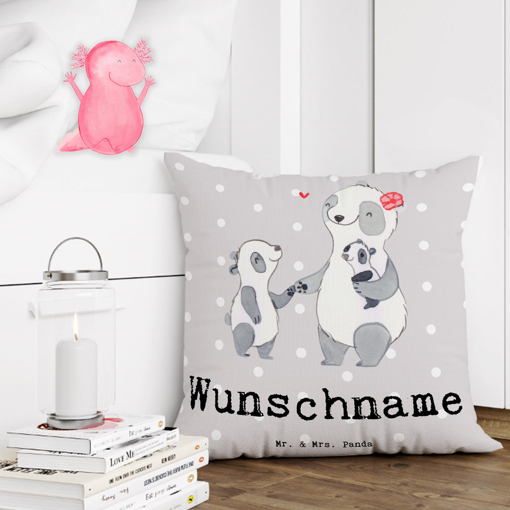 Personalisiertes Kissen Panda Beste Mom der Welt Kissen, personalisiert, Name, Wunschname, bedrucken, Kopfkissen, für, Dankeschön, Geschenk, Schenken, Geburtstag, Geburtstagsgeschenk, Geschenkidee, Danke, Bedanken, Mitbringsel, Freude machen, Geschenktipp, Mom, Mommy, Mama, Mami, Mutter, Muttertag, Mutti, Ma, Tochter, Sohn, Beste Mama, Beste, Supermama