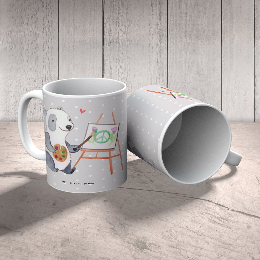 Tasse Künstler mit Herz Tasse, Kaffeetasse, Teetasse, Becher, Kaffeebecher, Teebecher, Keramiktasse, Porzellantasse, Büro Tasse, Geschenk Tasse, Tasse Sprüche, Tasse Motive, Beruf, Ausbildung, Jubiläum, Abschied, Rente, Kollege, Kollegin, Geschenk, Schenken, Arbeitskollege, Mitarbeiter, Firma, Danke, Dankeschön, Künstler, Maler, Kunstmaler, Galerie Eröffnung, Kunstschule