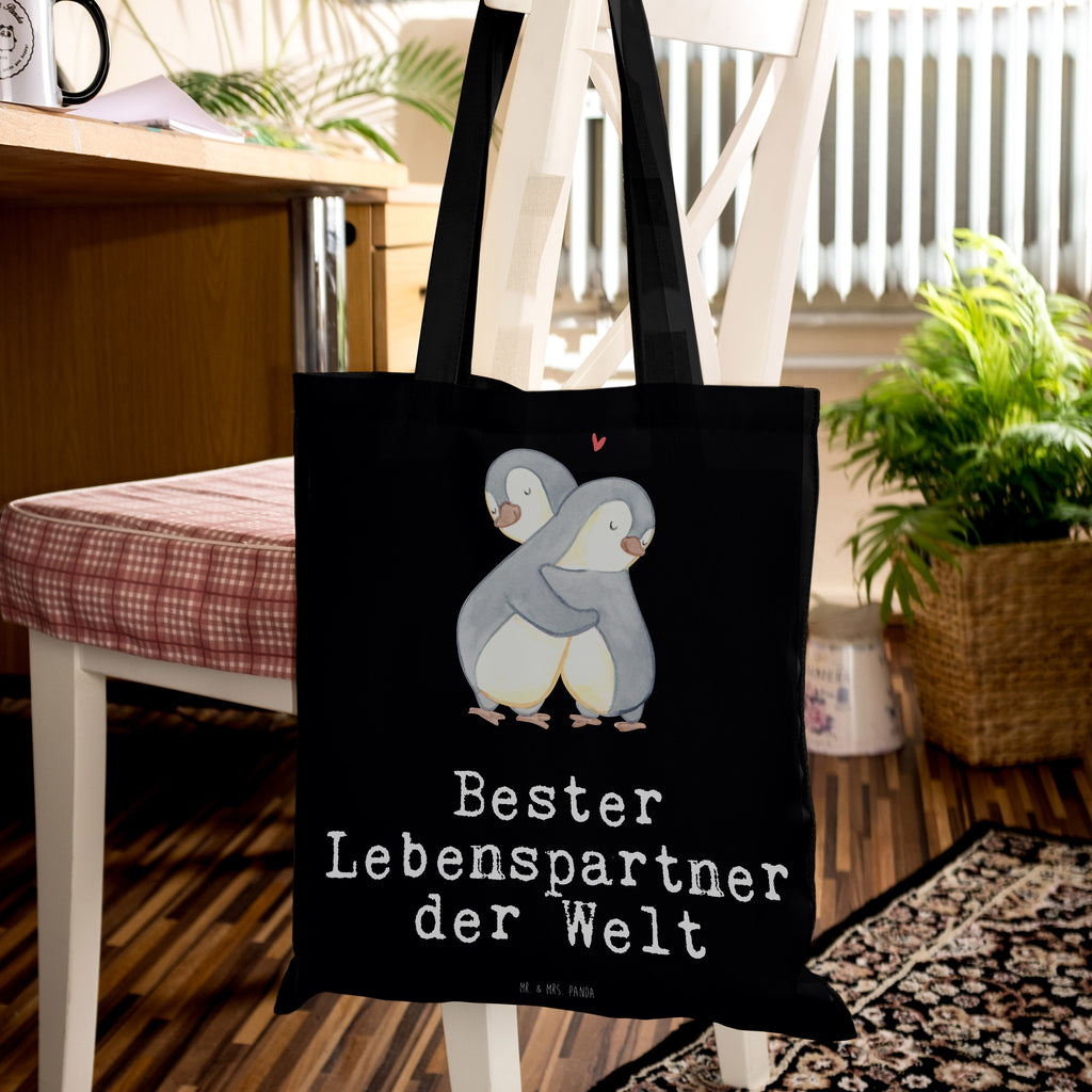 Tragetasche Pinguin Bester Lebenspartner der Welt Beuteltasche, Beutel, Einkaufstasche, Jutebeutel, Stoffbeutel, Tasche, Shopper, Umhängetasche, Strandtasche, Schultertasche, Stofftasche, Tragetasche, Badetasche, Jutetasche, Einkaufstüte, Laptoptasche, für, Dankeschön, Geschenk, Schenken, Geburtstag, Geburtstagsgeschenk, Geschenkidee, Danke, Bedanken, Mitbringsel, Freude machen, Geschenktipp, Lebenspartner, Ehepartner, Partner, Ehemann, Ehefrau, Liebe, Freund, Freundin, Hochzeitstag, verliebt