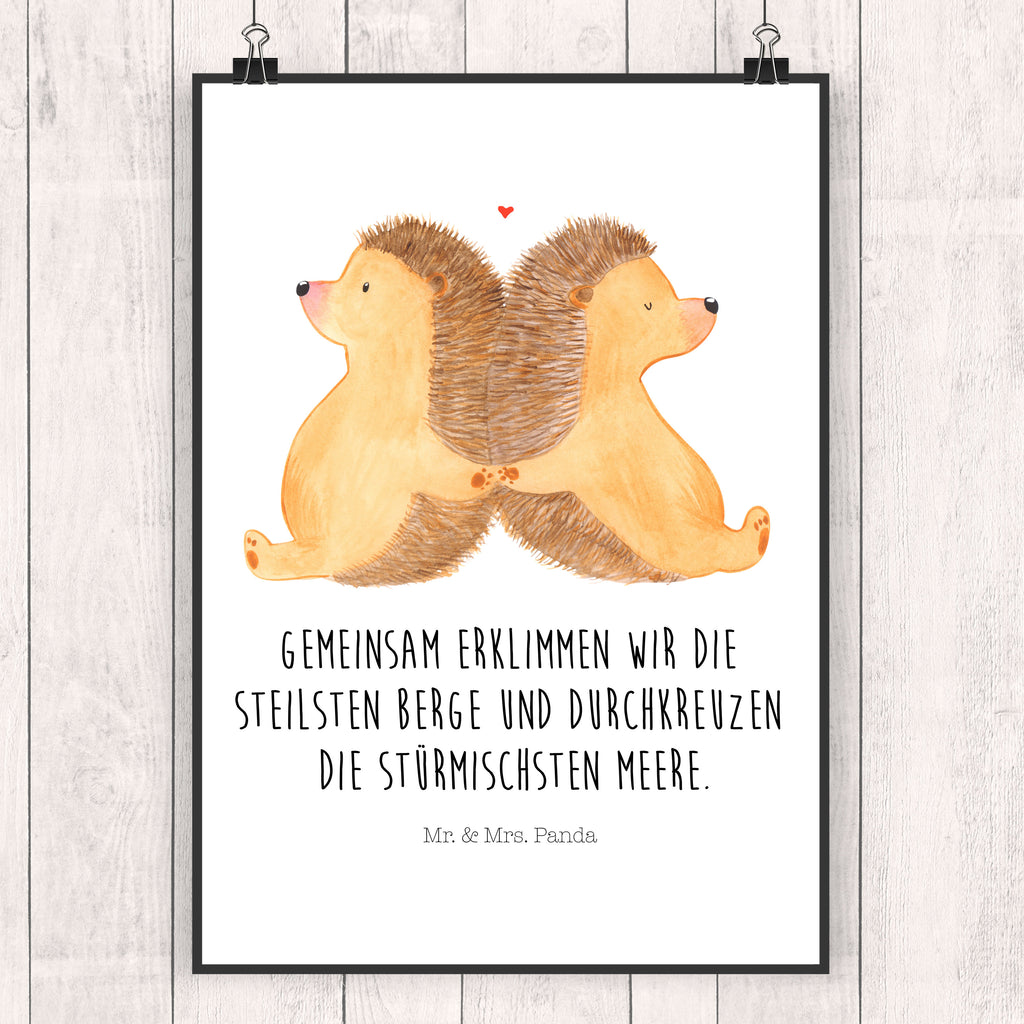 Poster Igel händchenhaltend Poster, Wandposter, Bild, Wanddeko, Küchenposter, Kinderposter, Wanddeko Bild, Raumdekoration, Wanddekoration, Handgemaltes Poster, Mr. & Mrs. Panda Poster, Designposter, Kunstdruck, Posterdruck, Liebe, Partner, Freund, Freundin, Ehemann, Ehefrau, Heiraten, Verlobung, Heiratsantrag, Liebesgeschenk, Jahrestag, Hocheitstag, Igel, Igelliebe, Hand in Hand, Liebesbeweis, große Liebe, Liebesbotschaft, Hochzeit, Lieblingsmensch, Gemeinsamkeit, Love, Geschenk für zwei