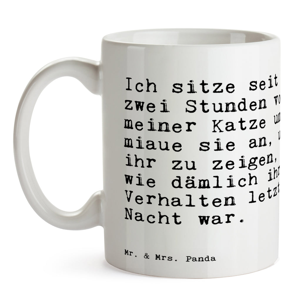 Tasse Ich sitze seit zwei... Tasse, Kaffeetasse, Teetasse, Becher, Kaffeebecher, Teebecher, Keramiktasse, Porzellantasse, Büro Tasse, Geschenk Tasse, Tasse Sprüche, Tasse Motive, Kaffeetassen, Tasse bedrucken, Designer Tasse, Cappuccino Tassen, Schöne Teetassen, Spruch, Sprüche, lustige Sprüche, Weisheiten, Zitate, Spruch Geschenke, Spruch Sprüche Weisheiten Zitate Lustig Weisheit Worte